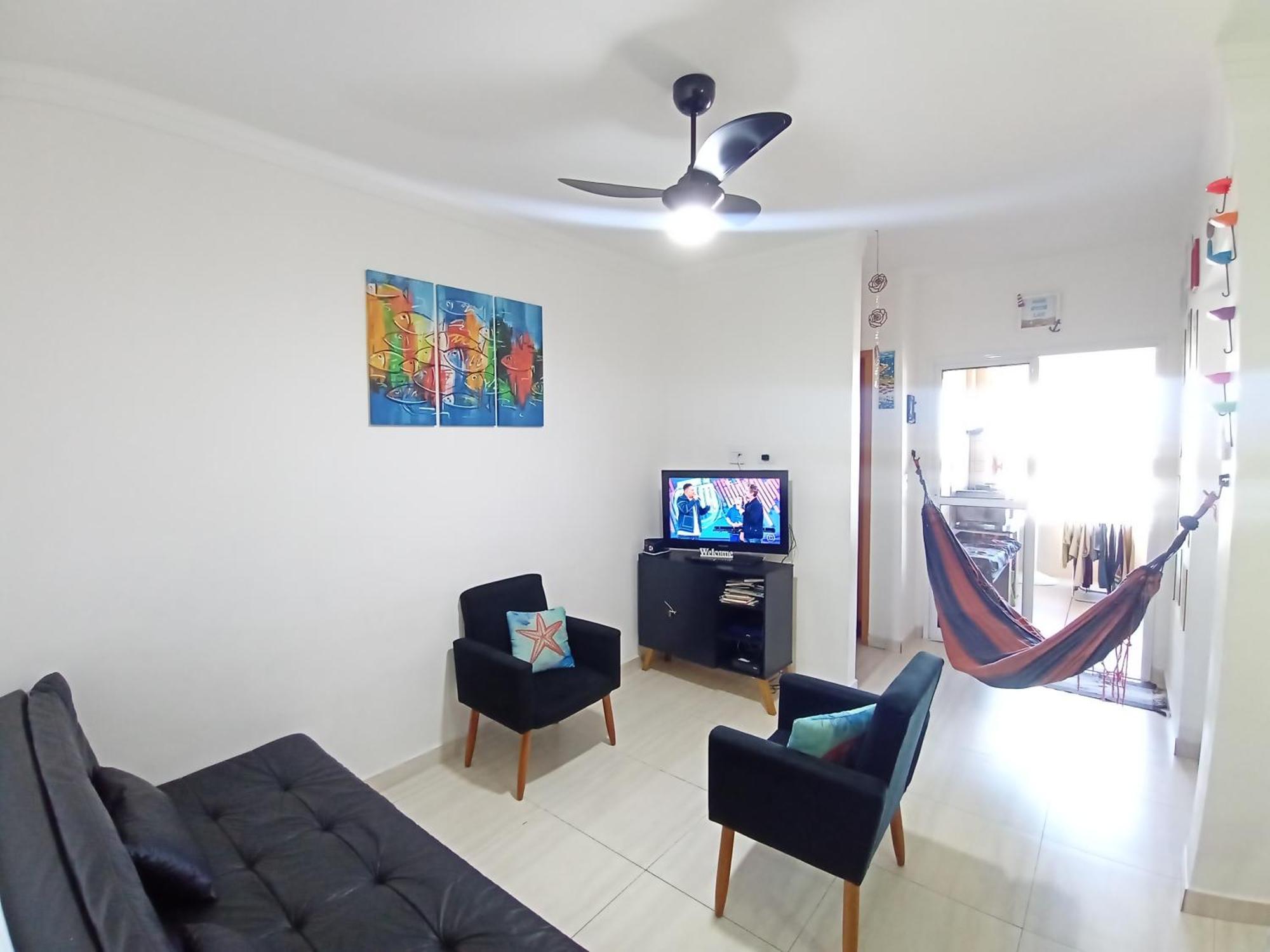 Praia Grande Beachfront Apartment: Rooftop Pool, Sea Views & Family-Friendly — Photos 2