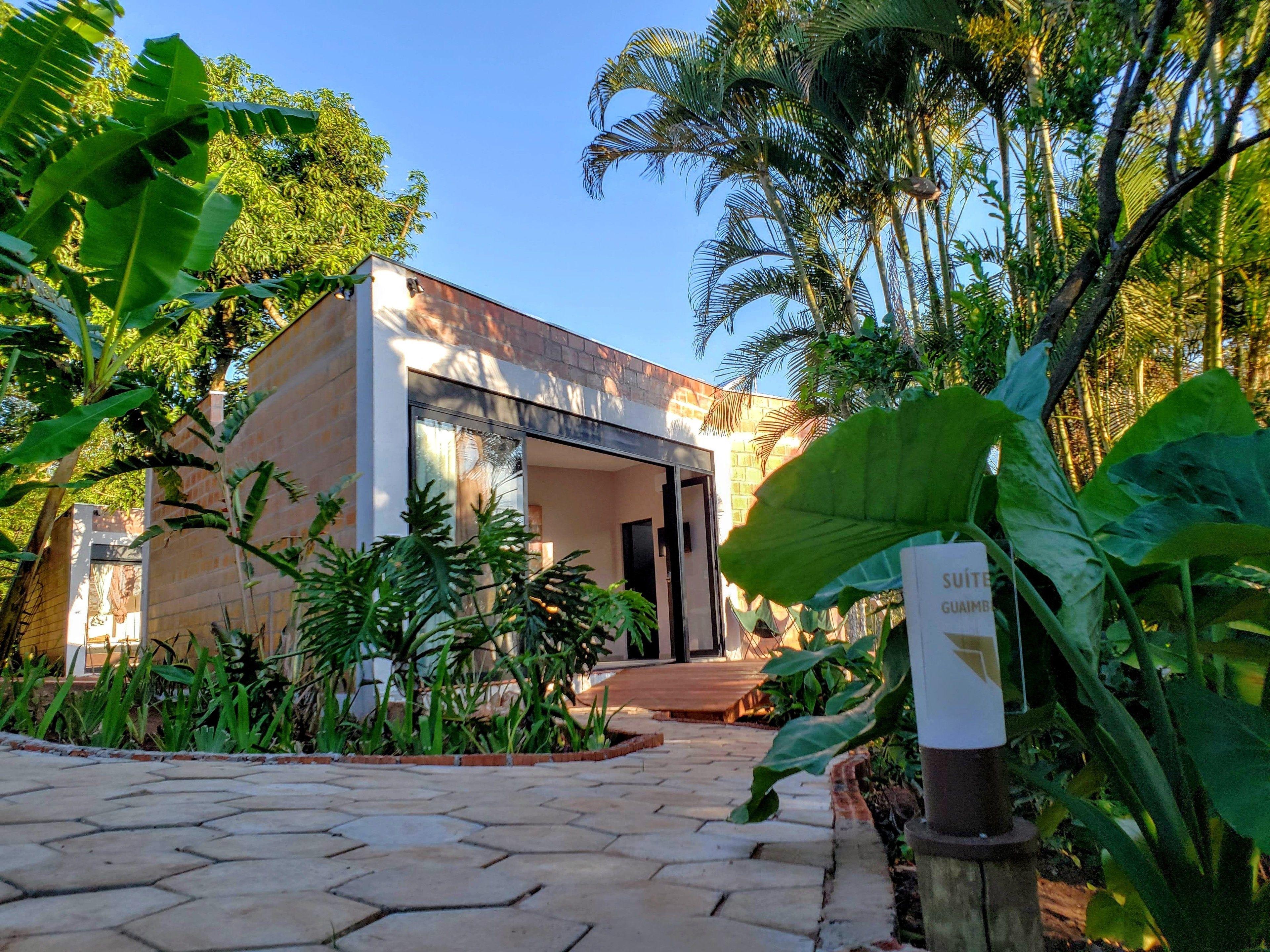 Suites No Quintal, Brotas