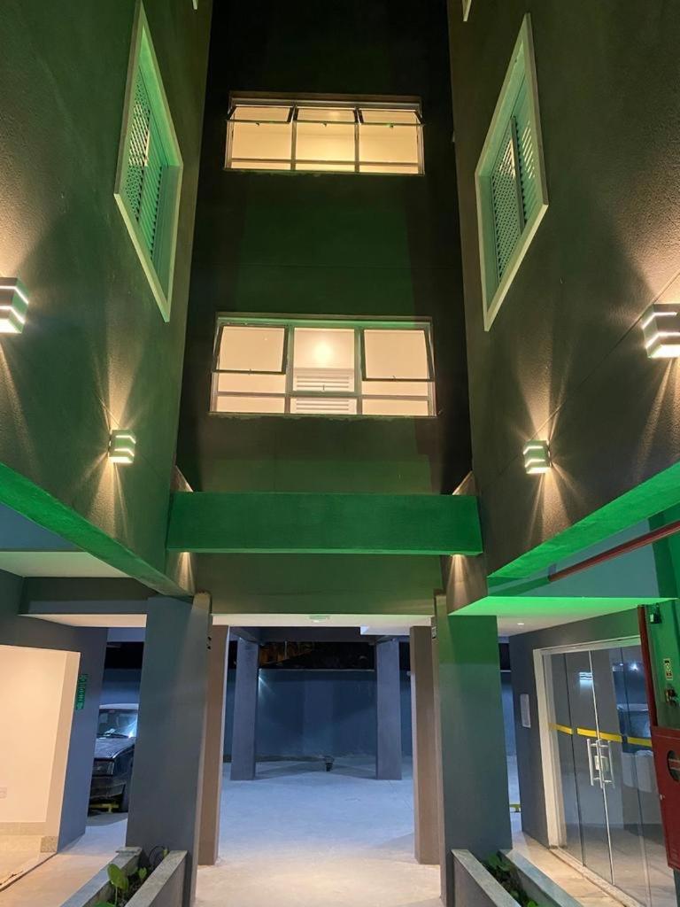 Apto Novo Com Piscina Em Ubatuba - Praia Maranduba — Photos 1