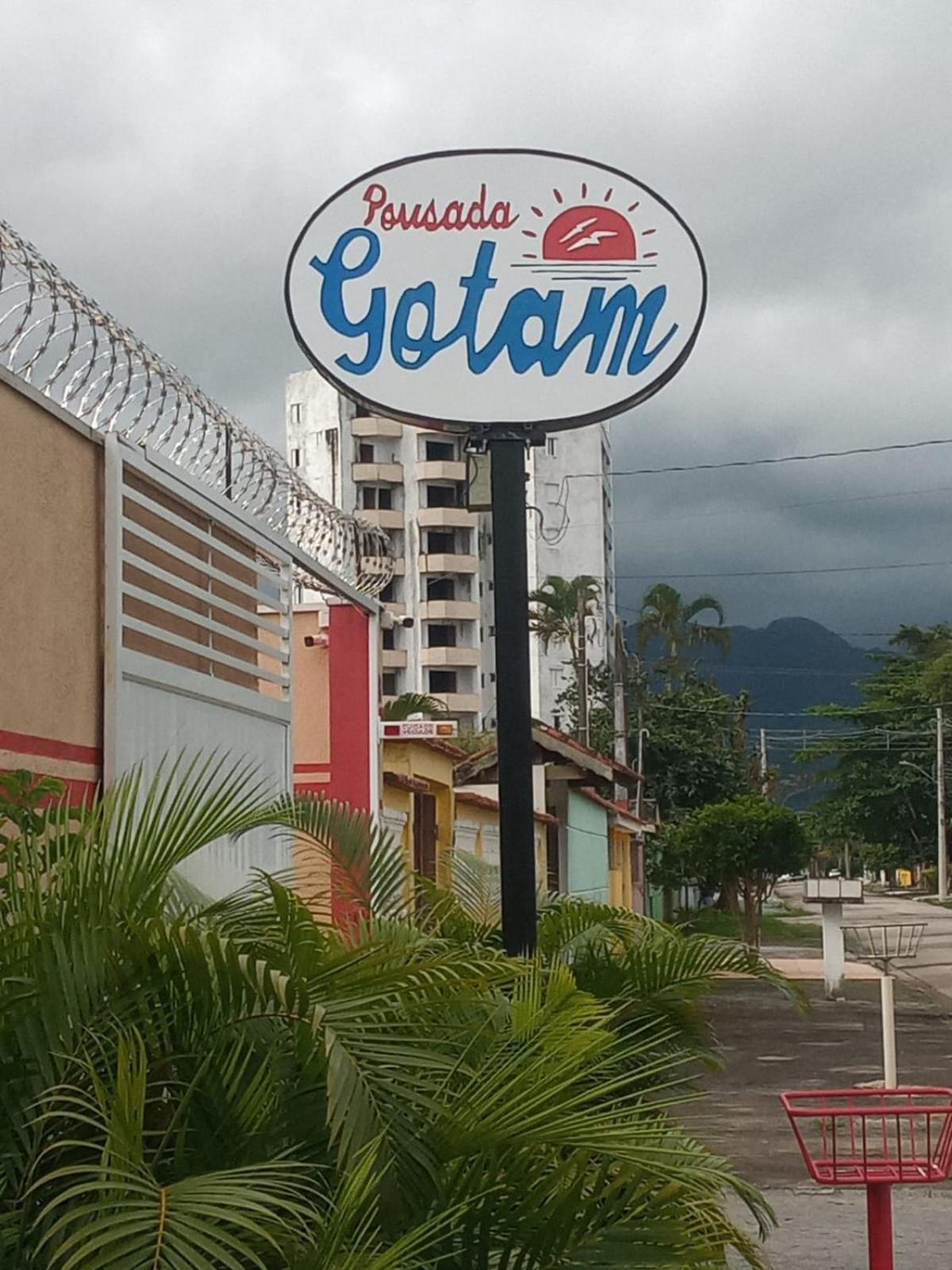 Pousada Gotam, Caraguatatuba