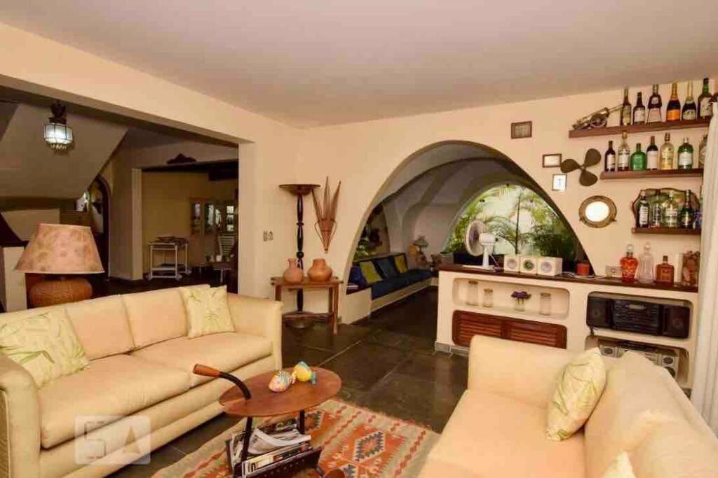 Casa Aconchegante,Perto Da Praia,Com Piscina,Muito Jardim,E Pet Friendly - Guaruja — Fotos 3