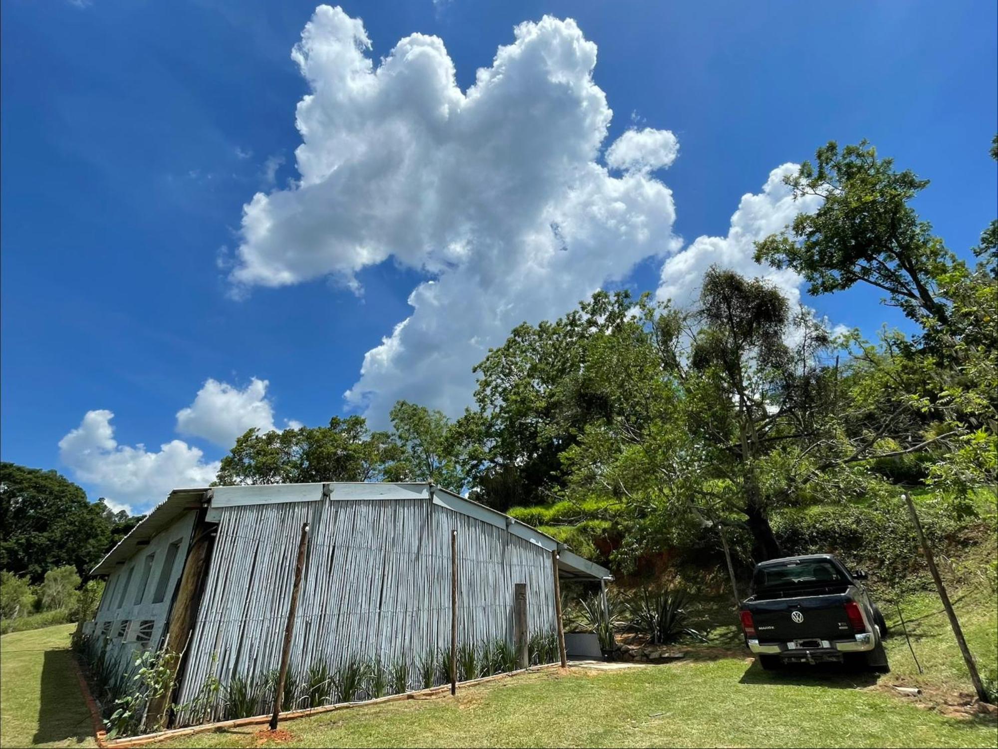Refugio Pauapique - Suites Com Cafe Da Manha, Ar Condicionado E Frigobar A 900 Metros Da Rota Do Vinho, Sao Roque