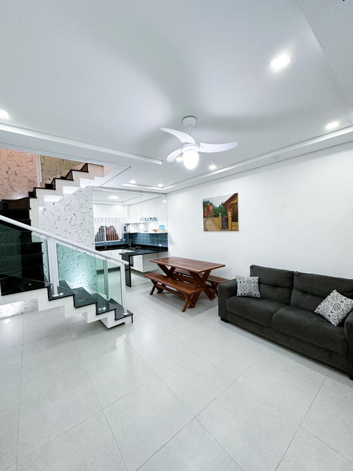 Casa Moderna Em Ubatuba Com Churrasqueira E Wi Fi — Fotos 3