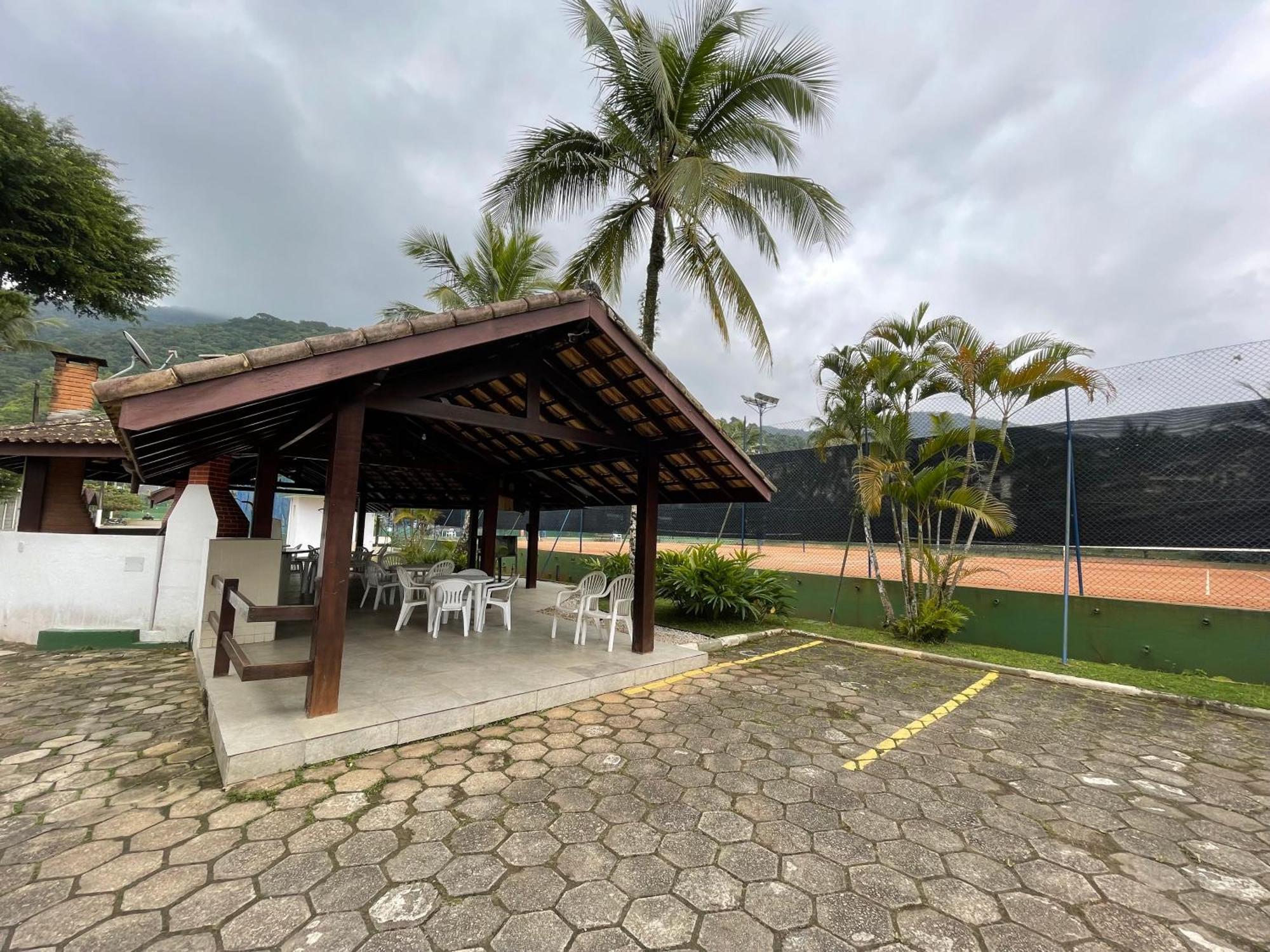 Condominio Wembley Tenis - Praia Das Toninhas — Photos 2