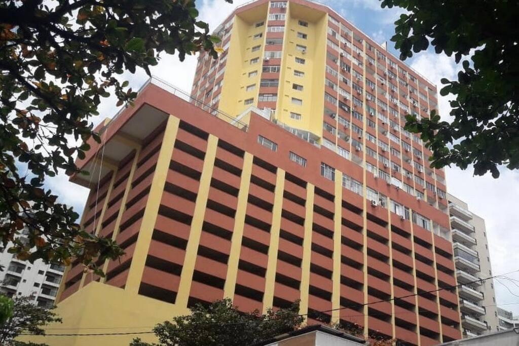 Kitnet Guaruja Pitangueiras Boulevard — Photos 1