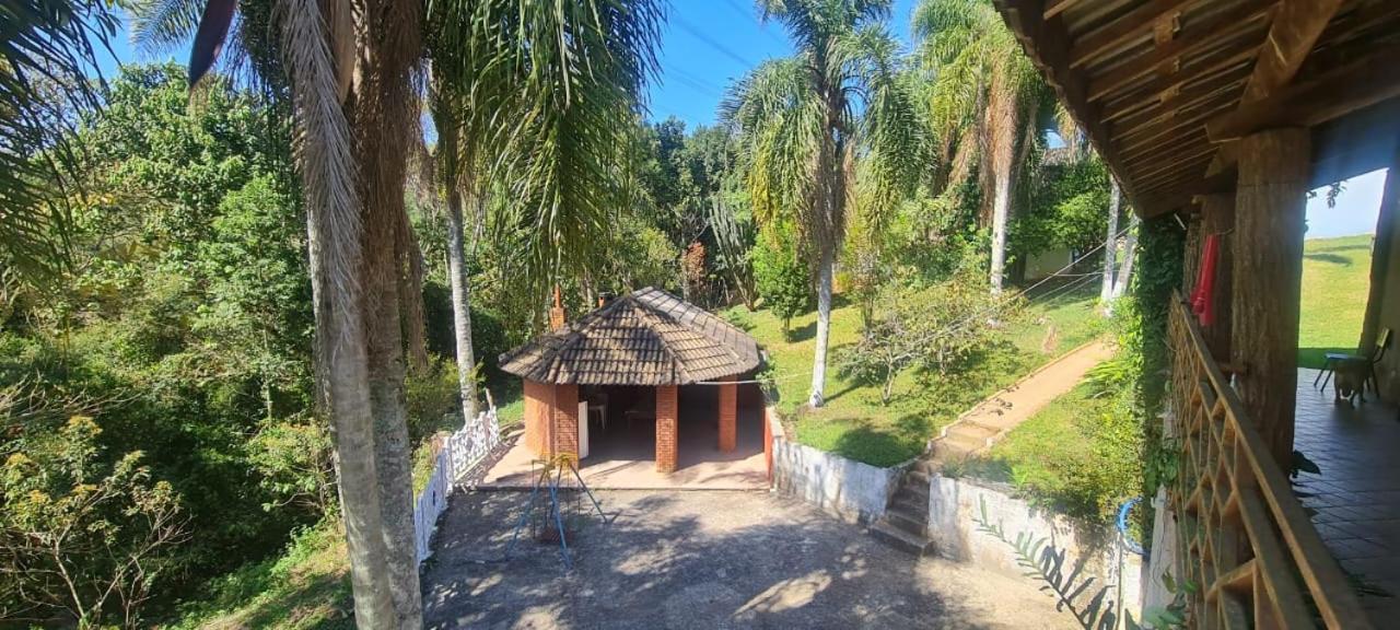 Sitio Ilha Da Madeira Villa - Sao Roque (Sao Paulo) — Fotos 1