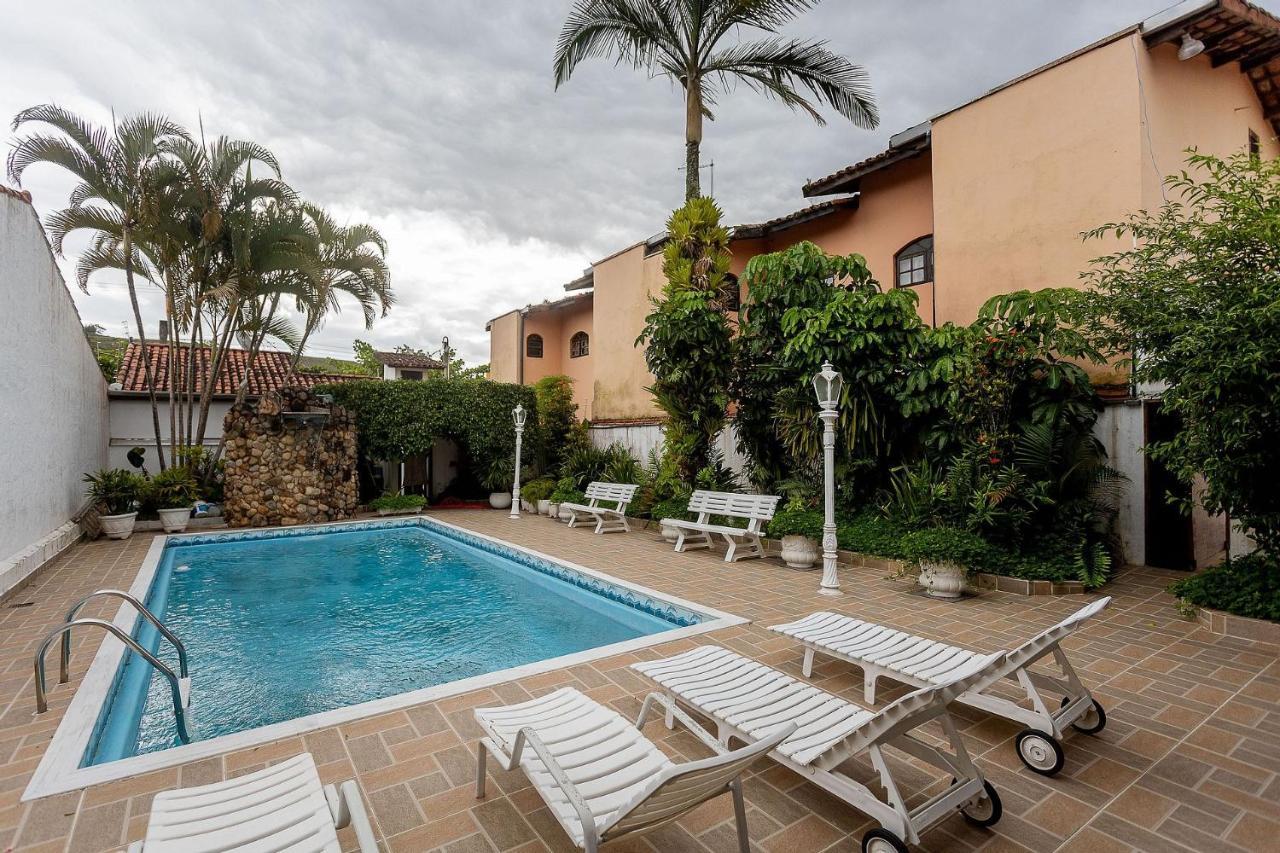 Casa Com Piscina E Churrasqueira Proximo A Praia - Caraguatatuba