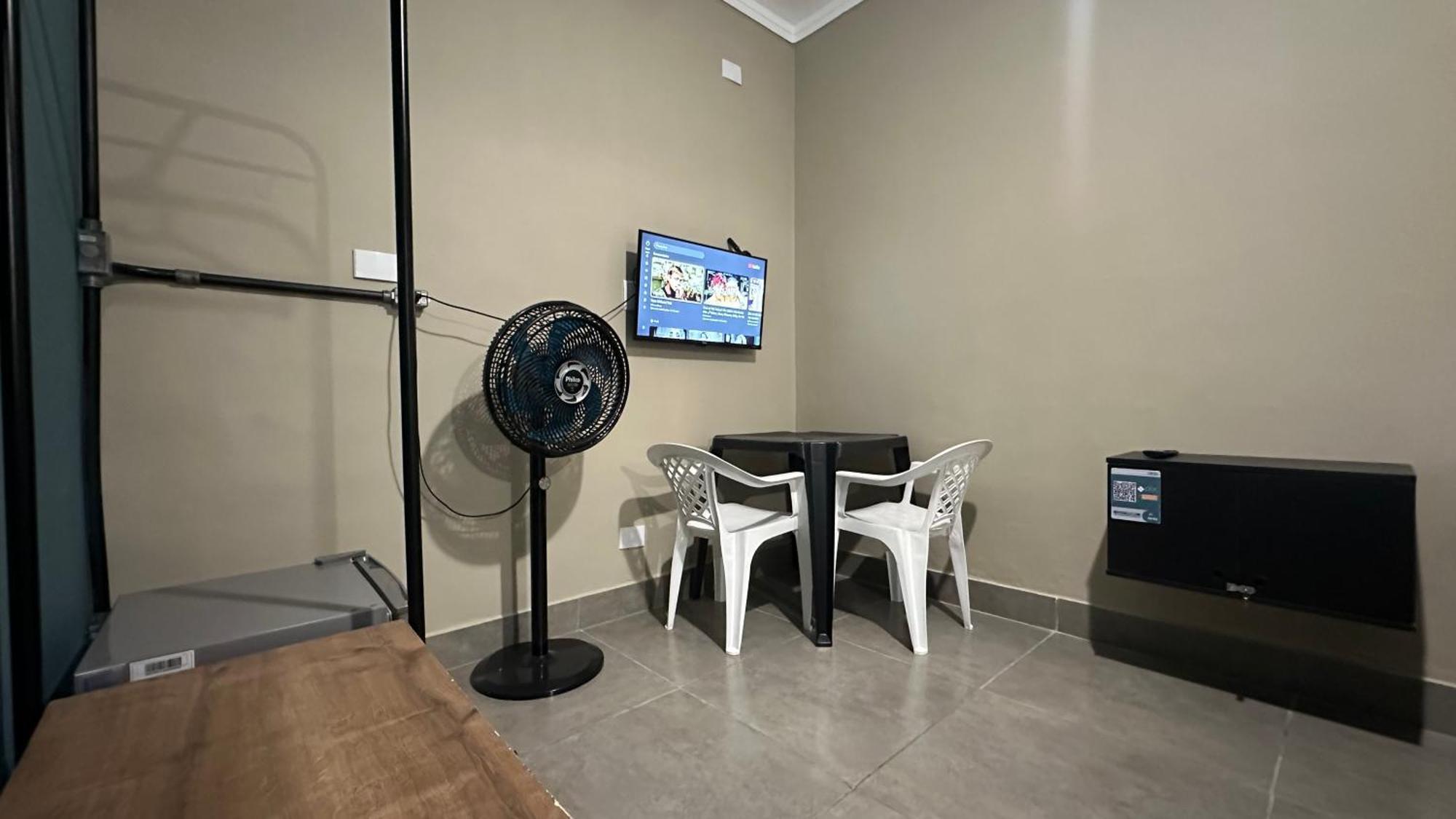 Suite 06 - Hospedagem Guaruja — Fotos 1