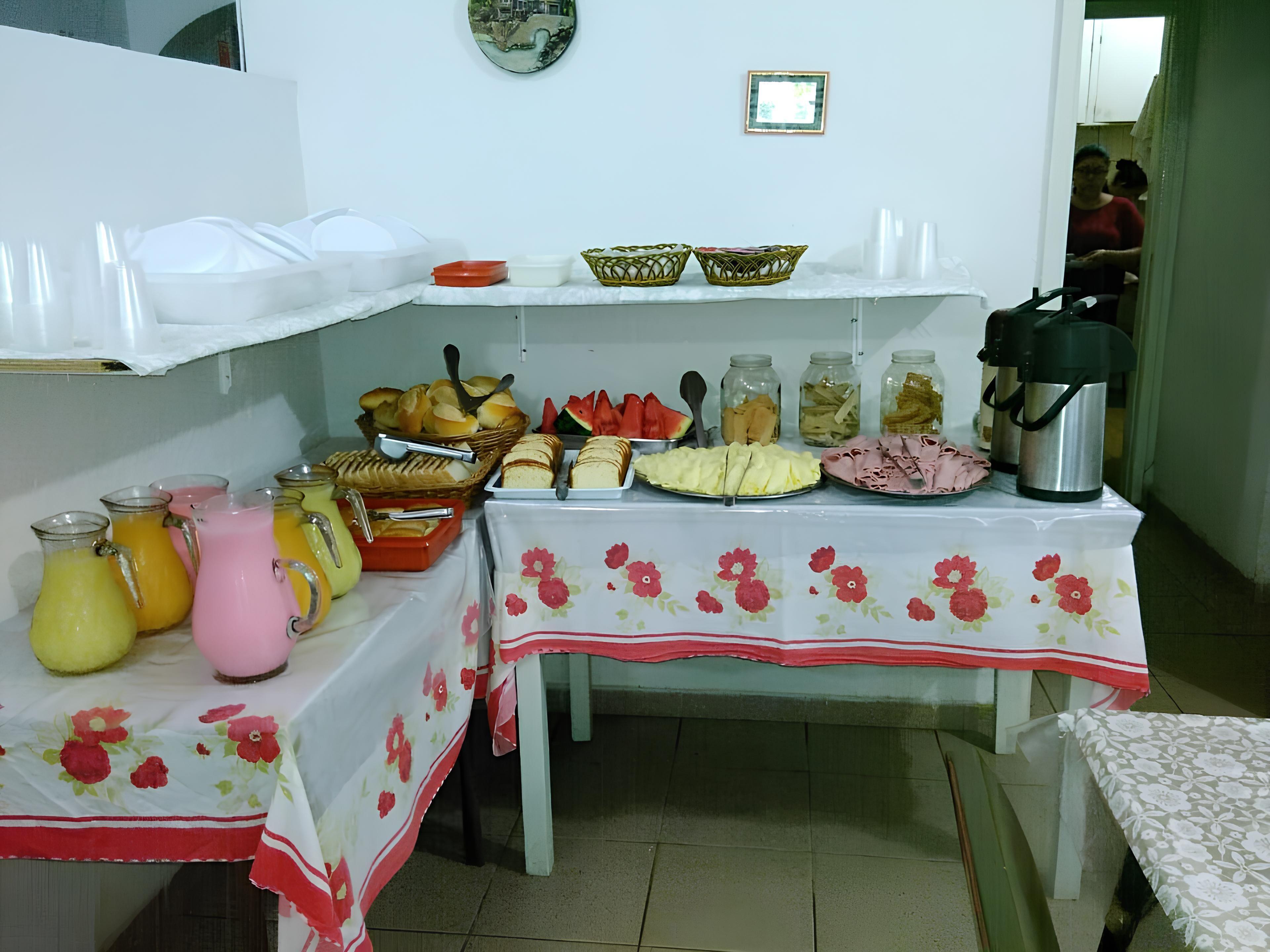 Guaruja Praia Hotel Economico — Fotos 1