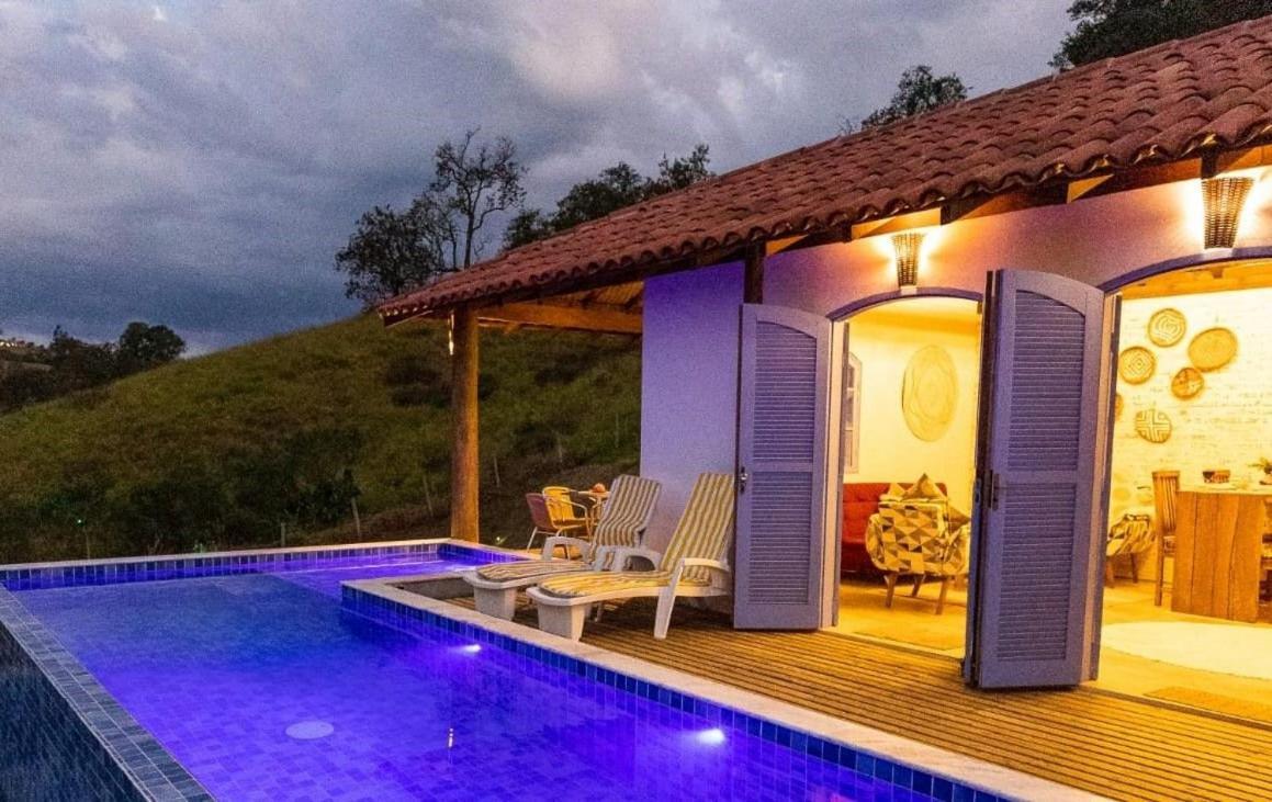Chale Do Lago Super Luxo - Cunha — Photos 1