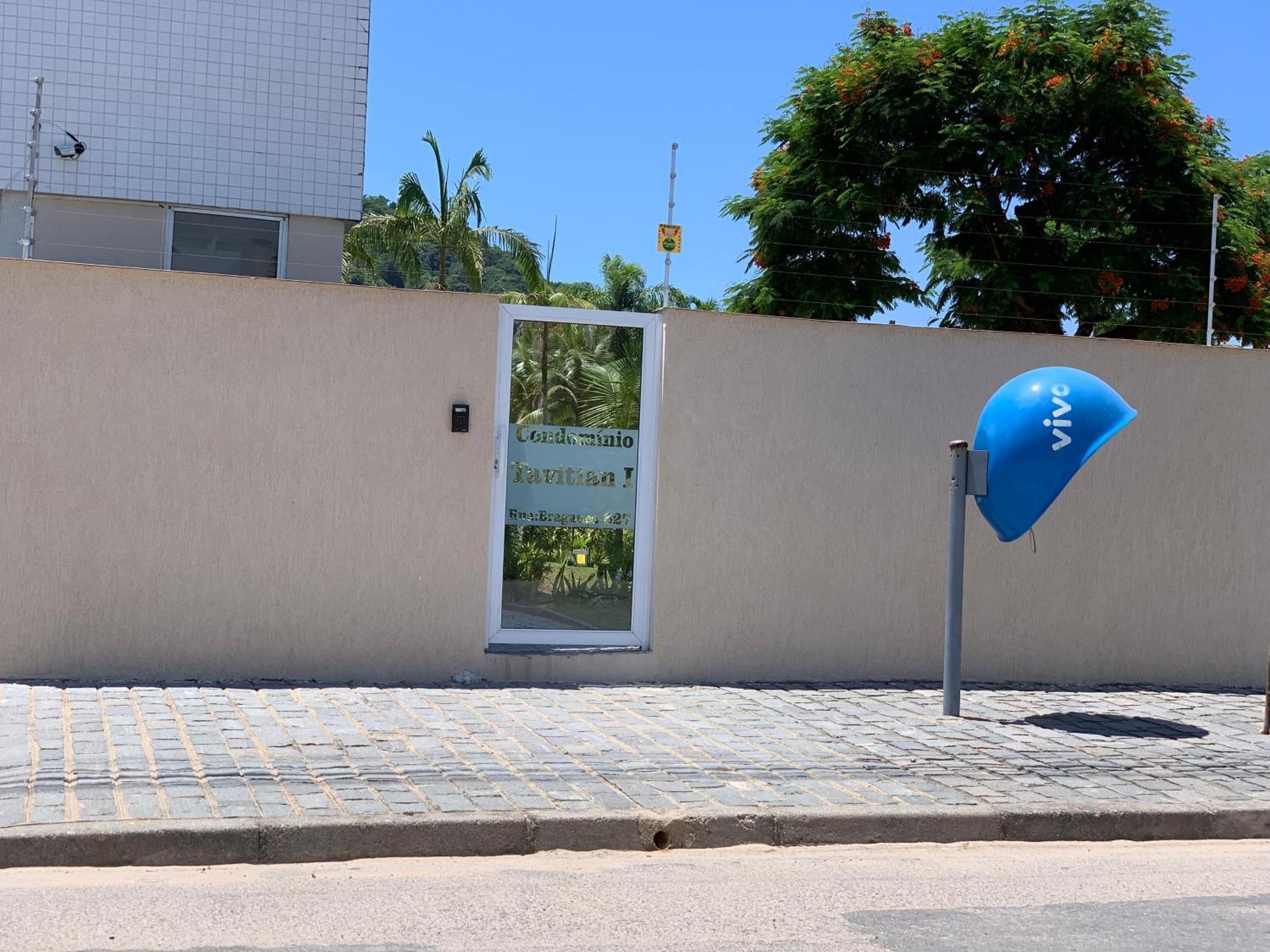 Apto 12 - Confortavel E Mobiliado 2 Dorm Proximo A Praia Da Enseada, Guaruja