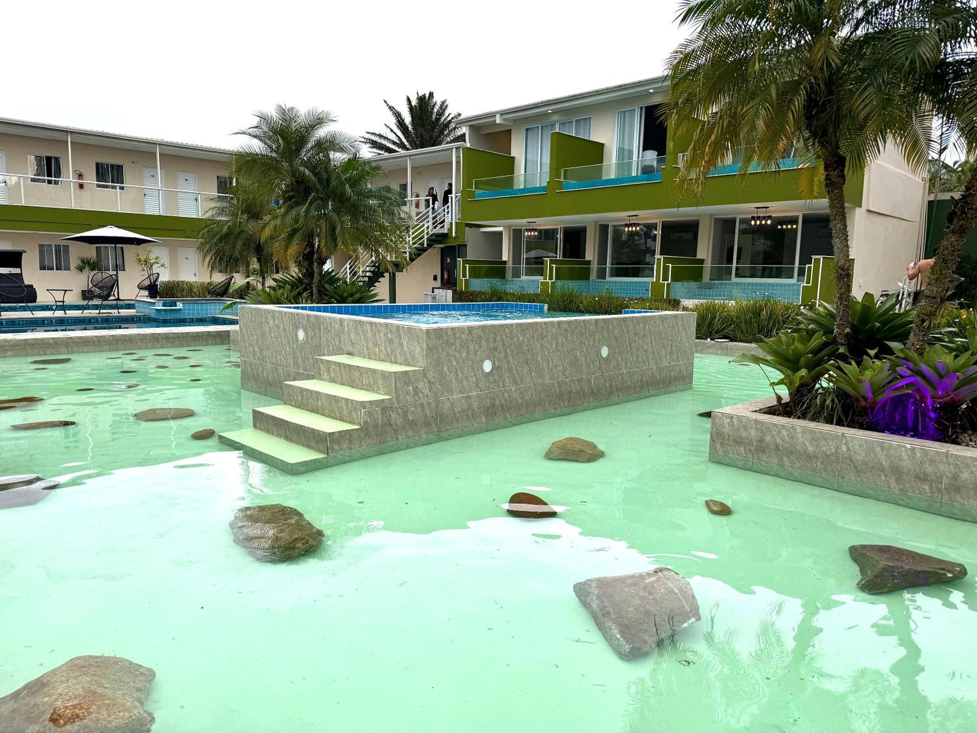 Sr Beach Vilas, Caraguatatuba