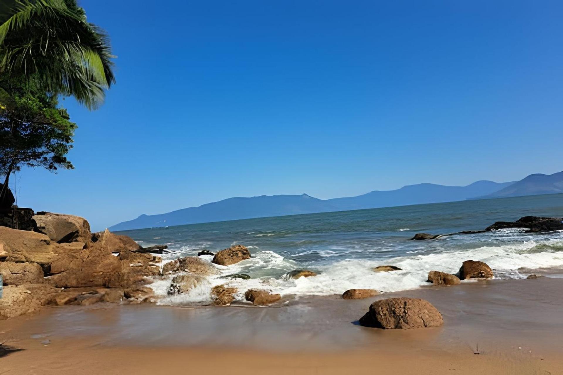 Chale Proximo A Praia Martim De Sa - Caraguatatuba, Caraguatatuba
