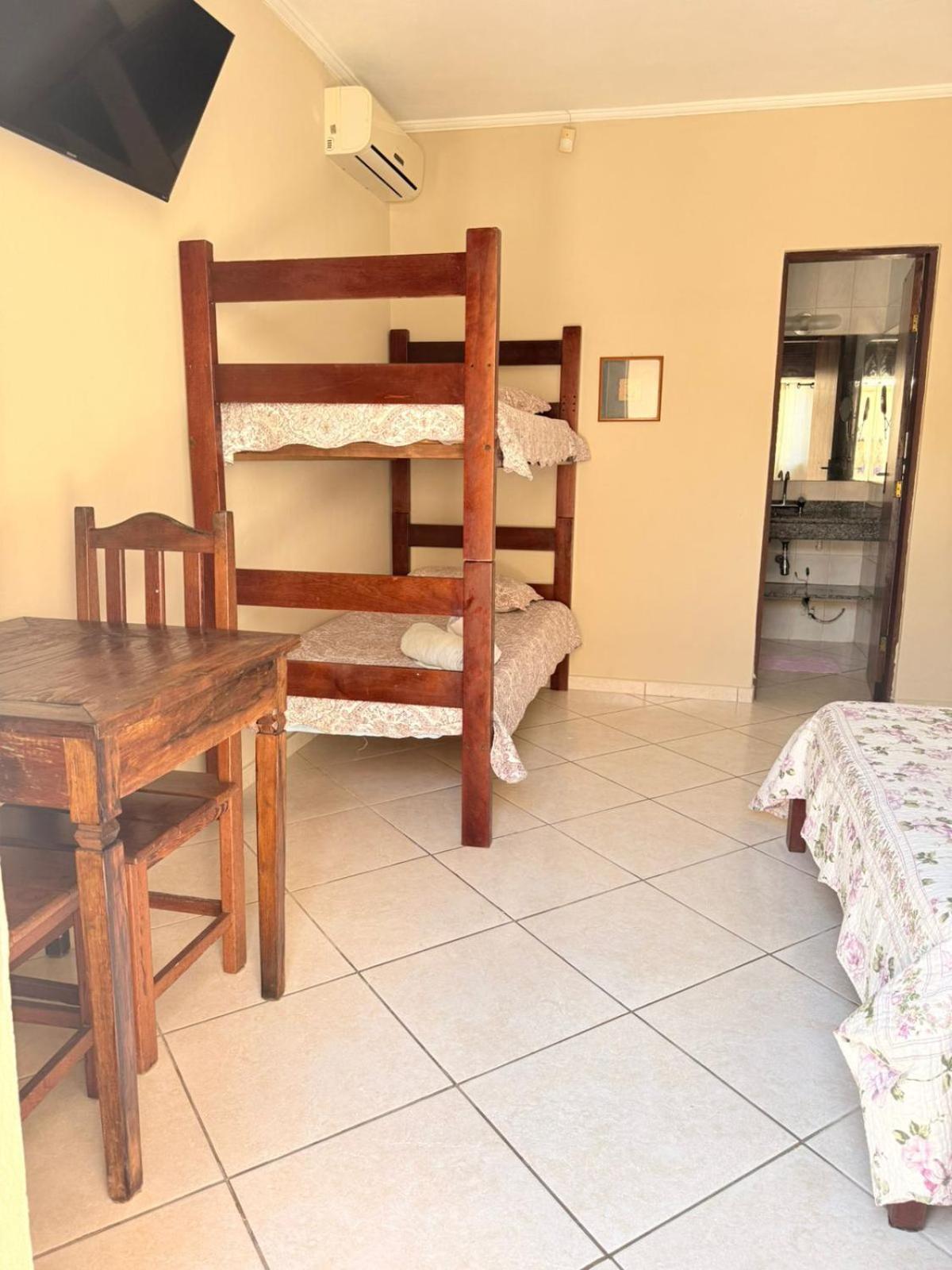 Na Boca Do Jacare — Photos 1