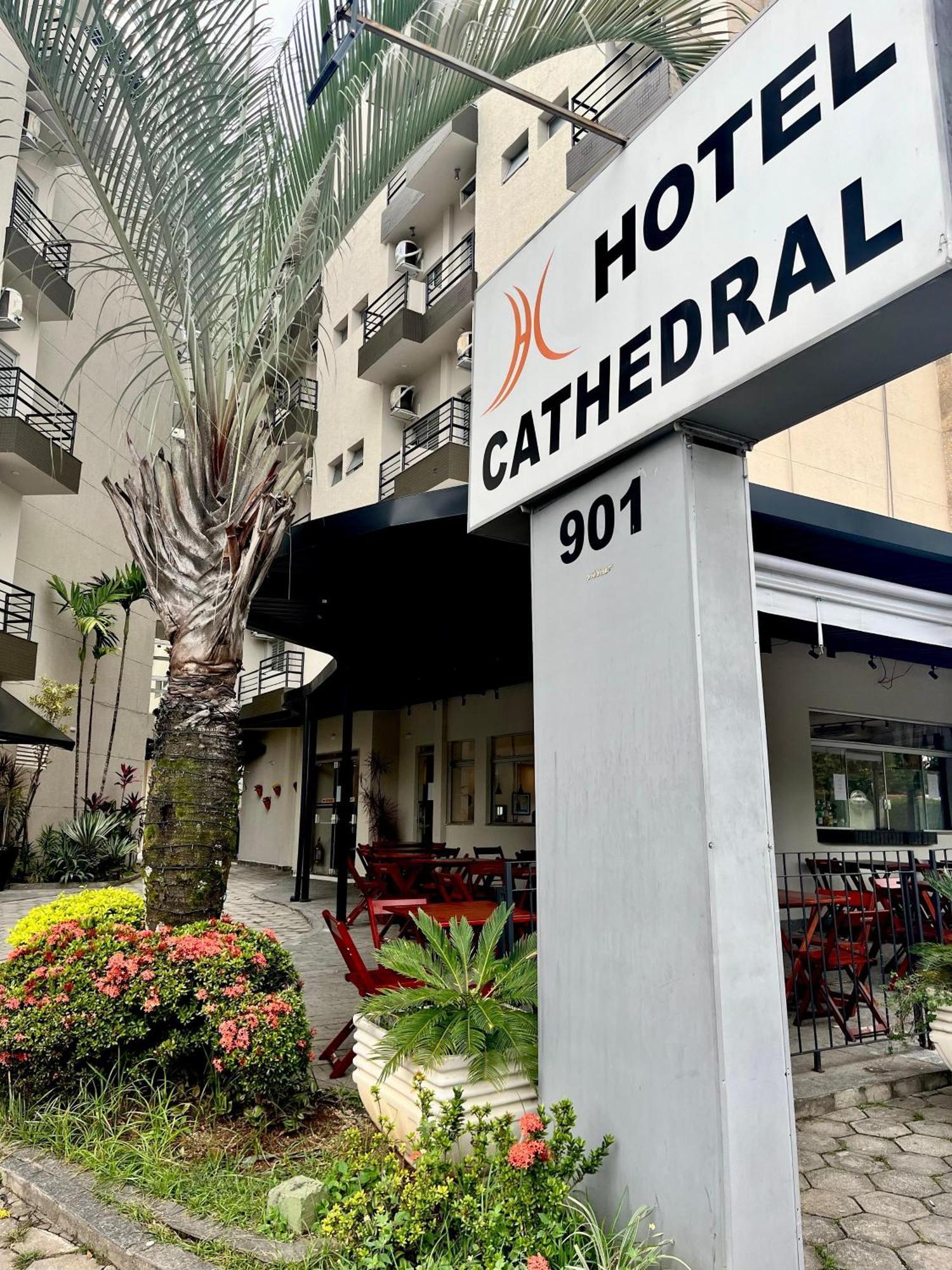 Hotel Cathedral — Photos 1