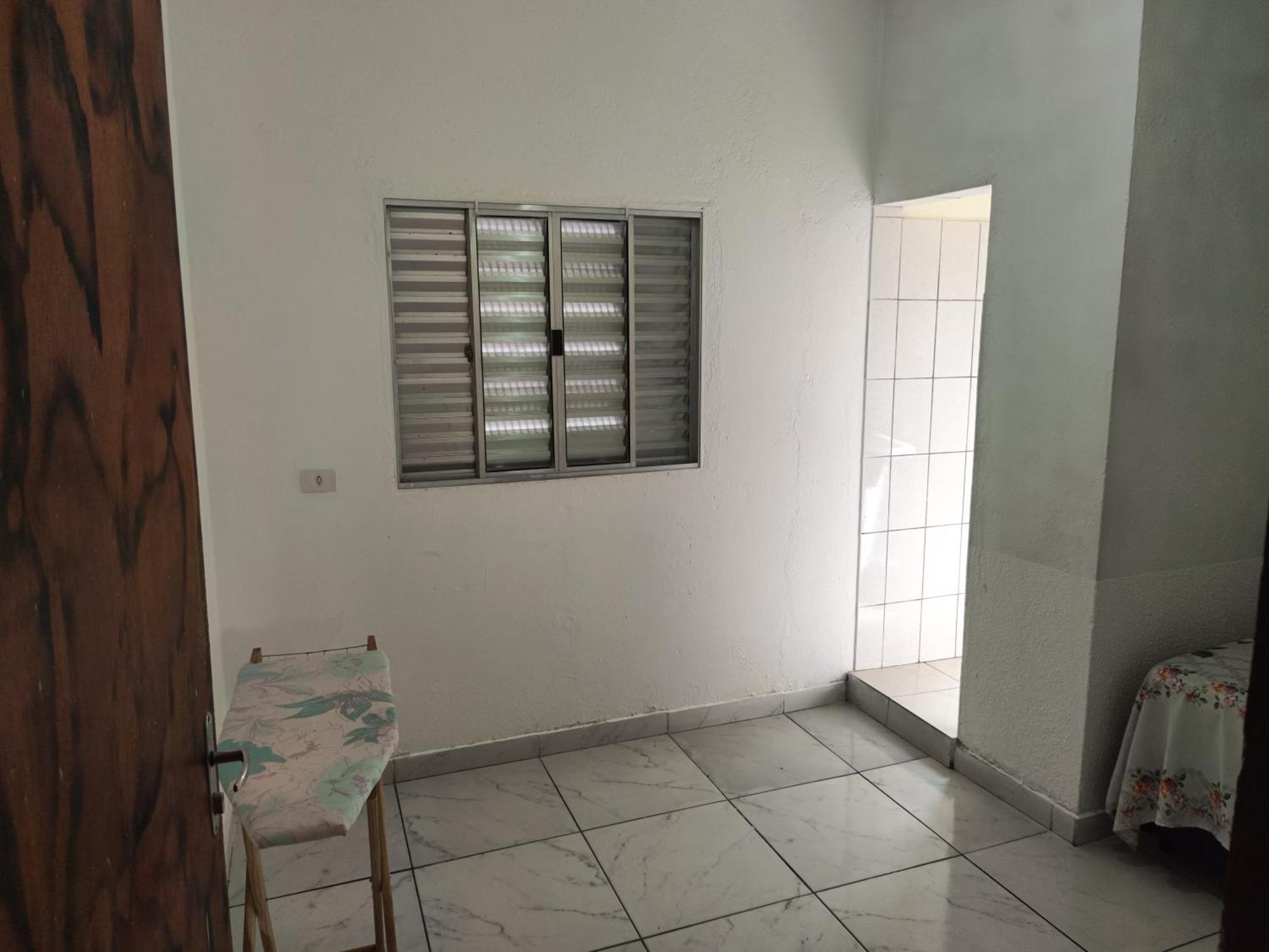 Kit Flat Aconchegante: Beachside Retreat in Asturias-Guarujá — Photos 2
