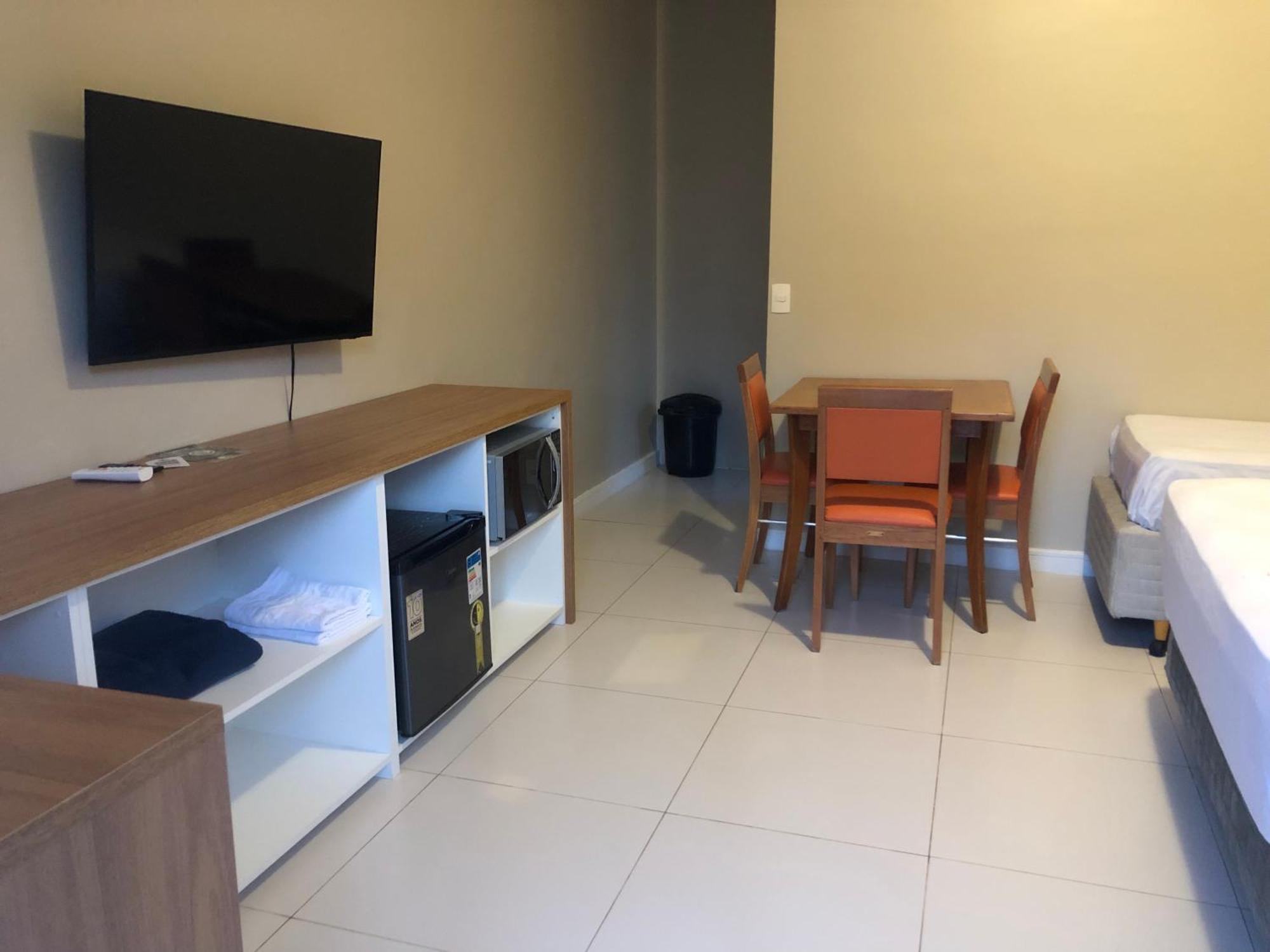 Suite Com Varanda Vista Serra Prox Sesc Bertioga Ar Wifi 02 — Fotos 1