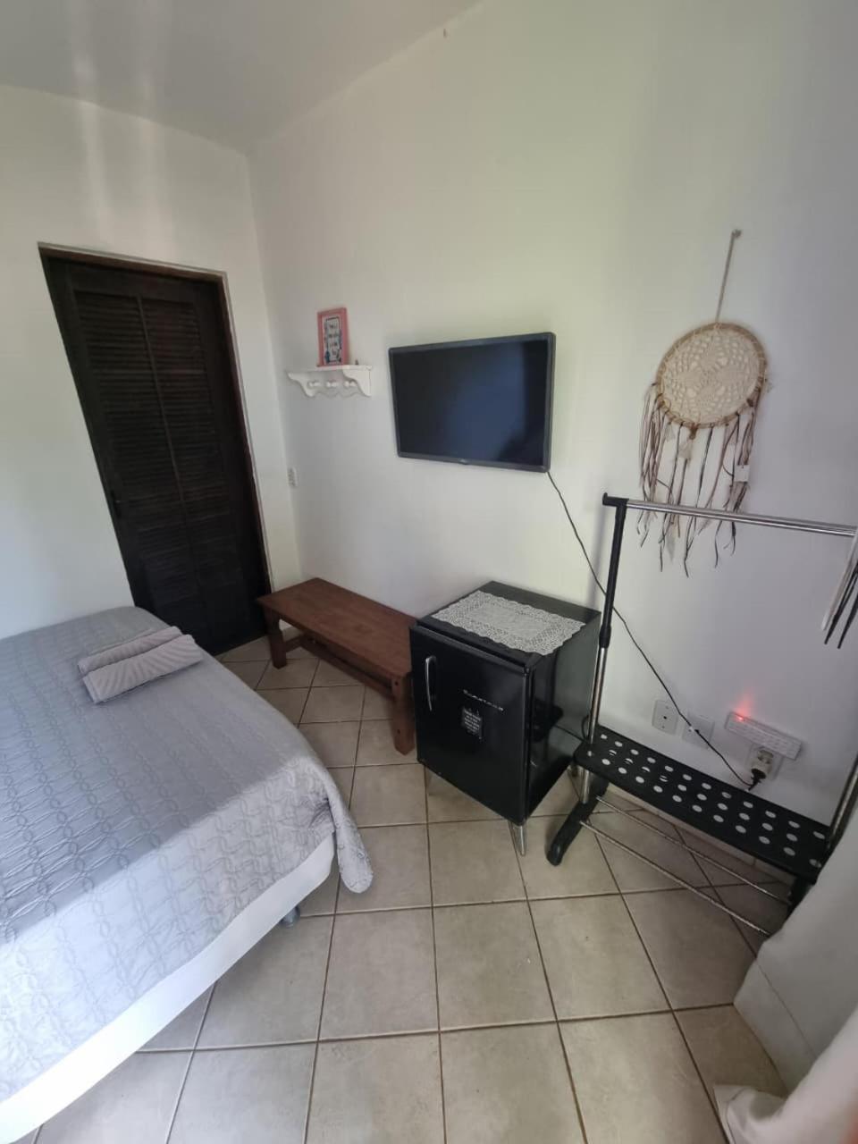 Haleiwa Chales E Suites - A Guest House Do Prumirim — Photos 1