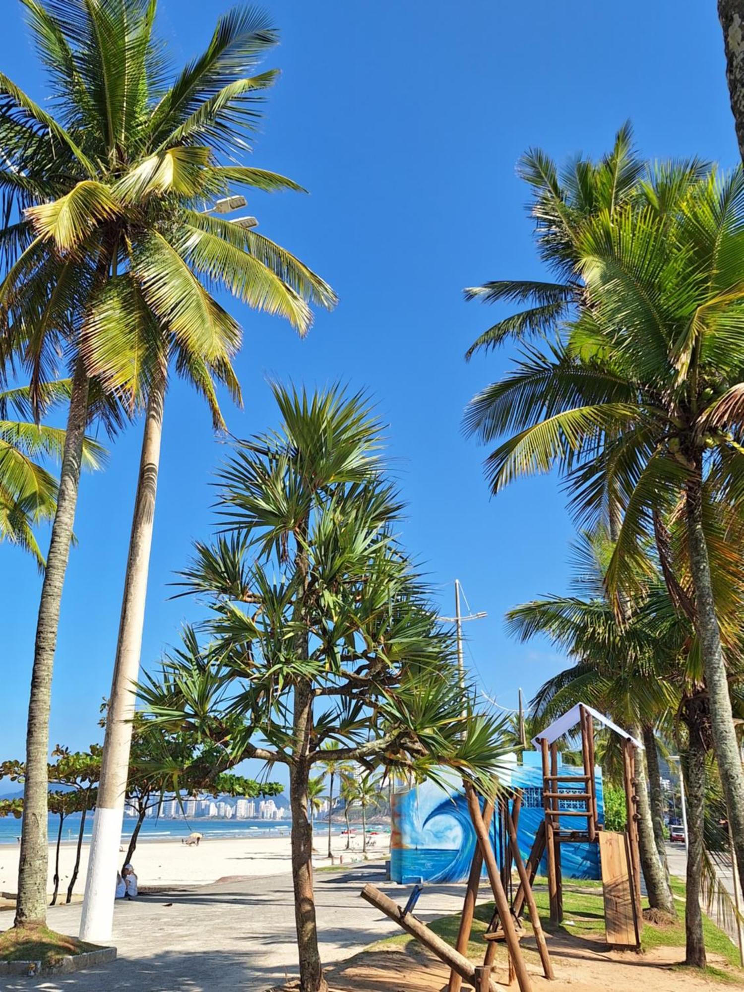 Apto Guaruja Enseada 5 Min Praia C Varanda Wi-Fi E Vaga Coberta — Fotos 1