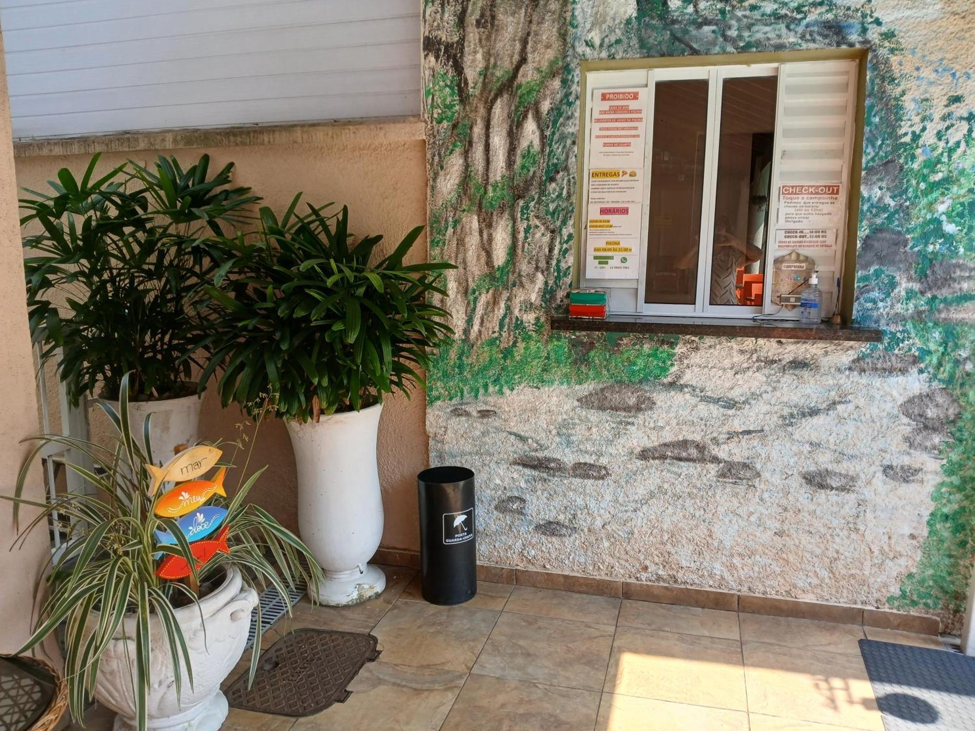 Pousada Parque Suites - Estacionamento E Piscina Na Enseada — Photos 1