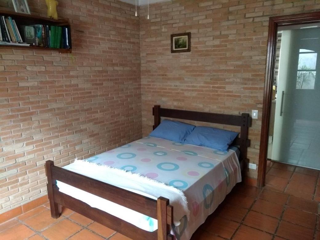 Pousada Casa Do Gustavo - Guaruja — Photos 1