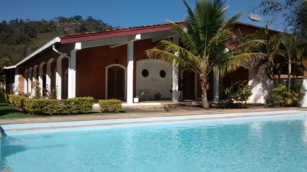 Casa De Campo Pinheirinhos - Chacara Leticia Em Serra Negra - Serra Negra (Sao Paulo) — Photos 2