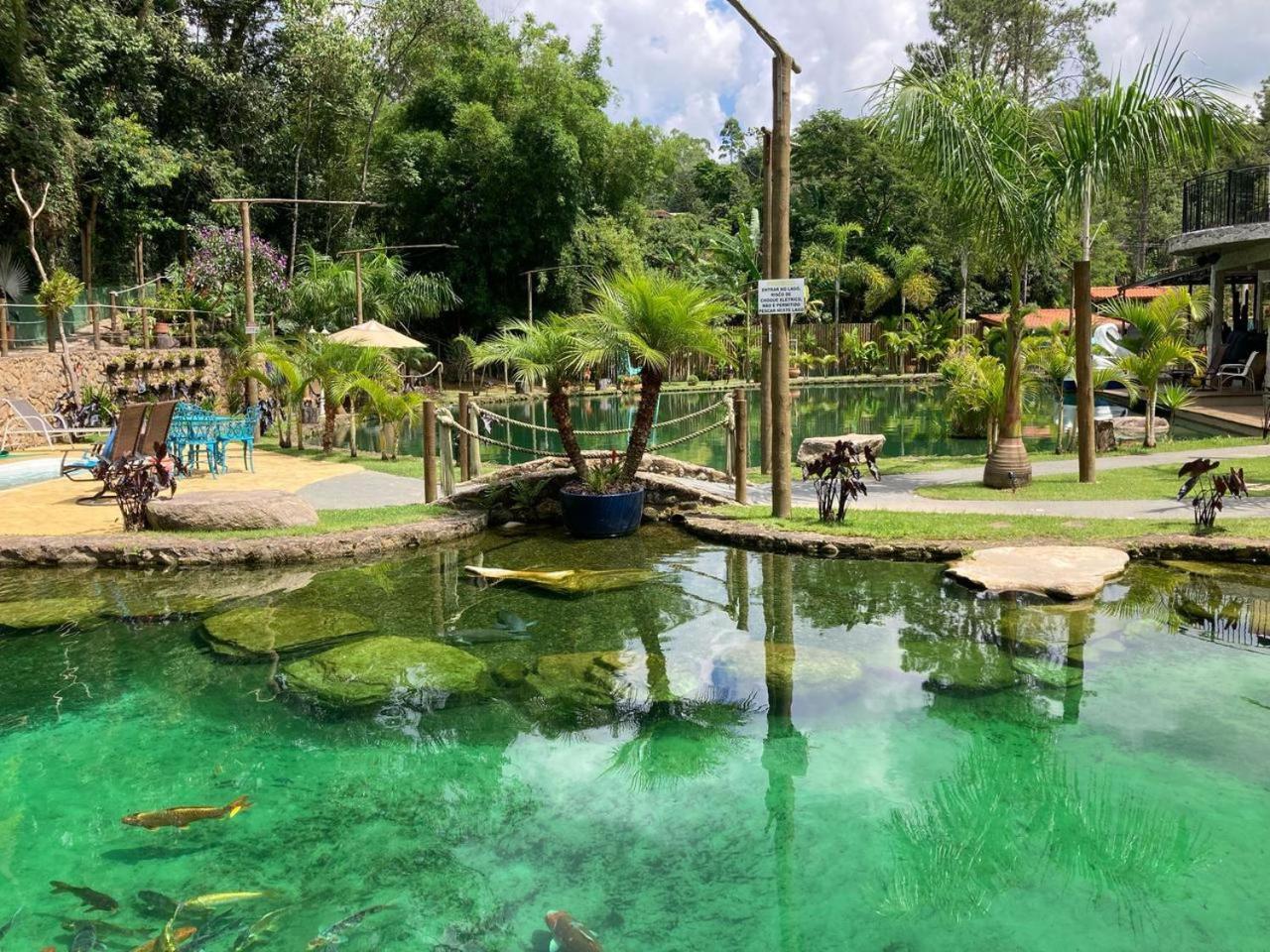 Chacara Lago E Lazer - Sao Roque (Sao Paulo) — Fotos 1