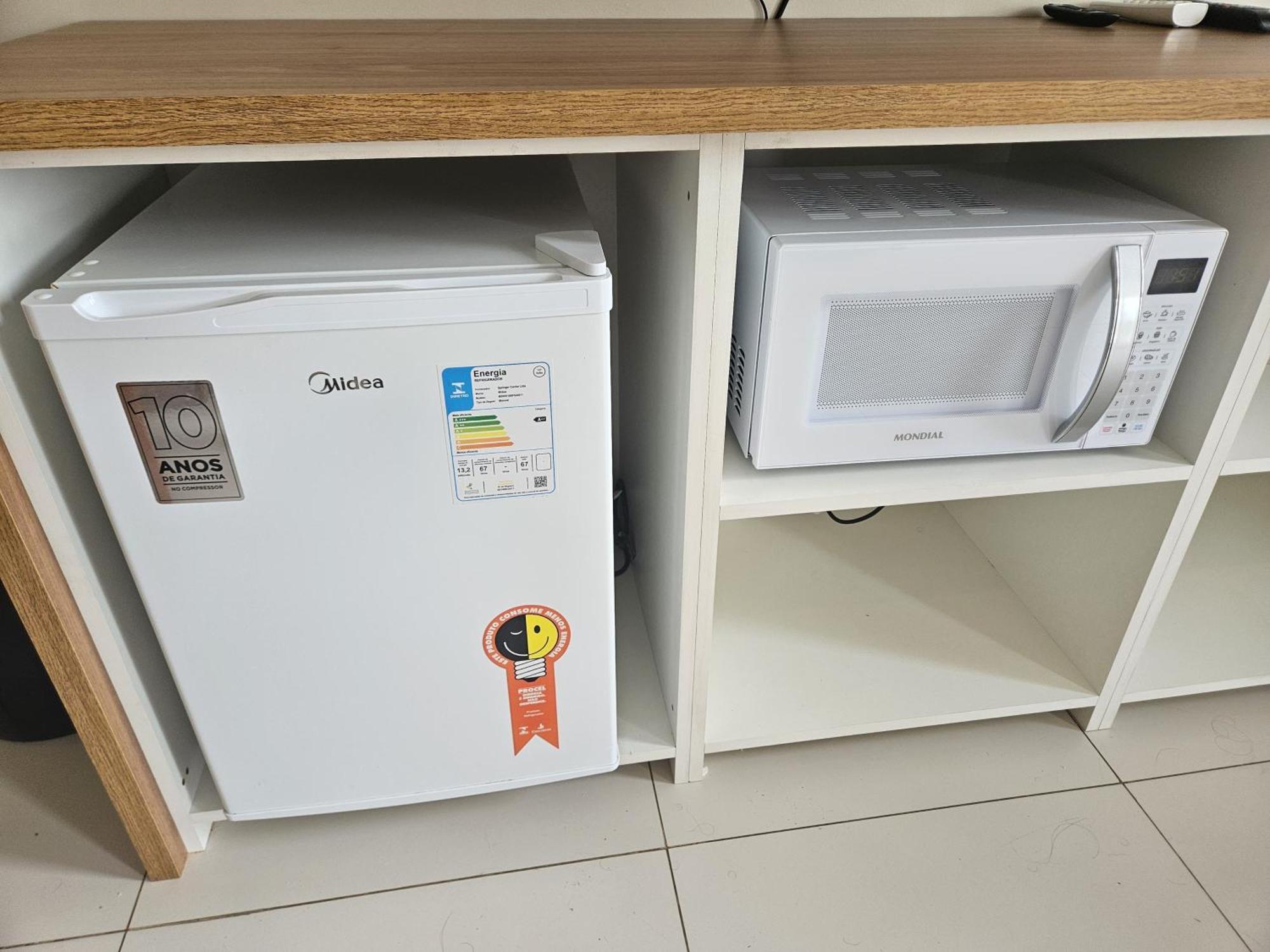 Suite Privativa Prox Sesc Bertioga Ar Wifi Frigobar 01 — Photos 1