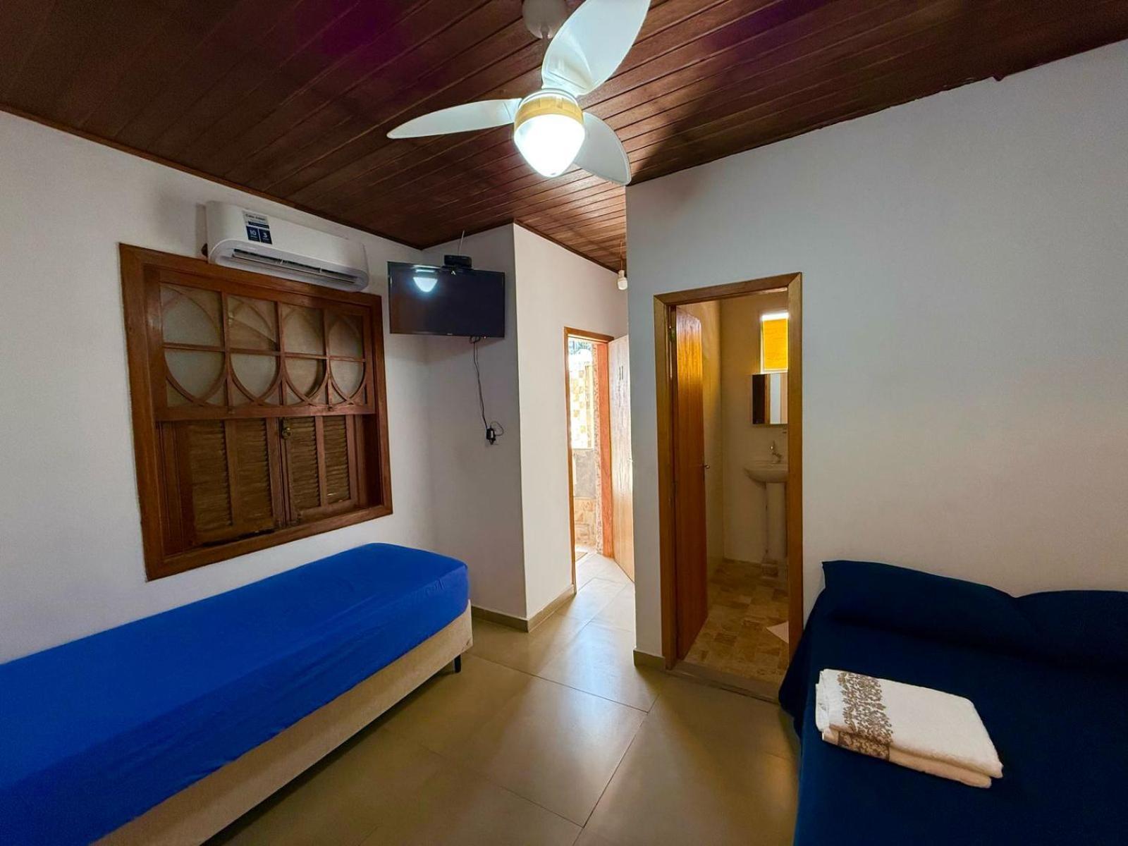 Suites Pitangueiras - Pousada Frente Mar — Photos 2