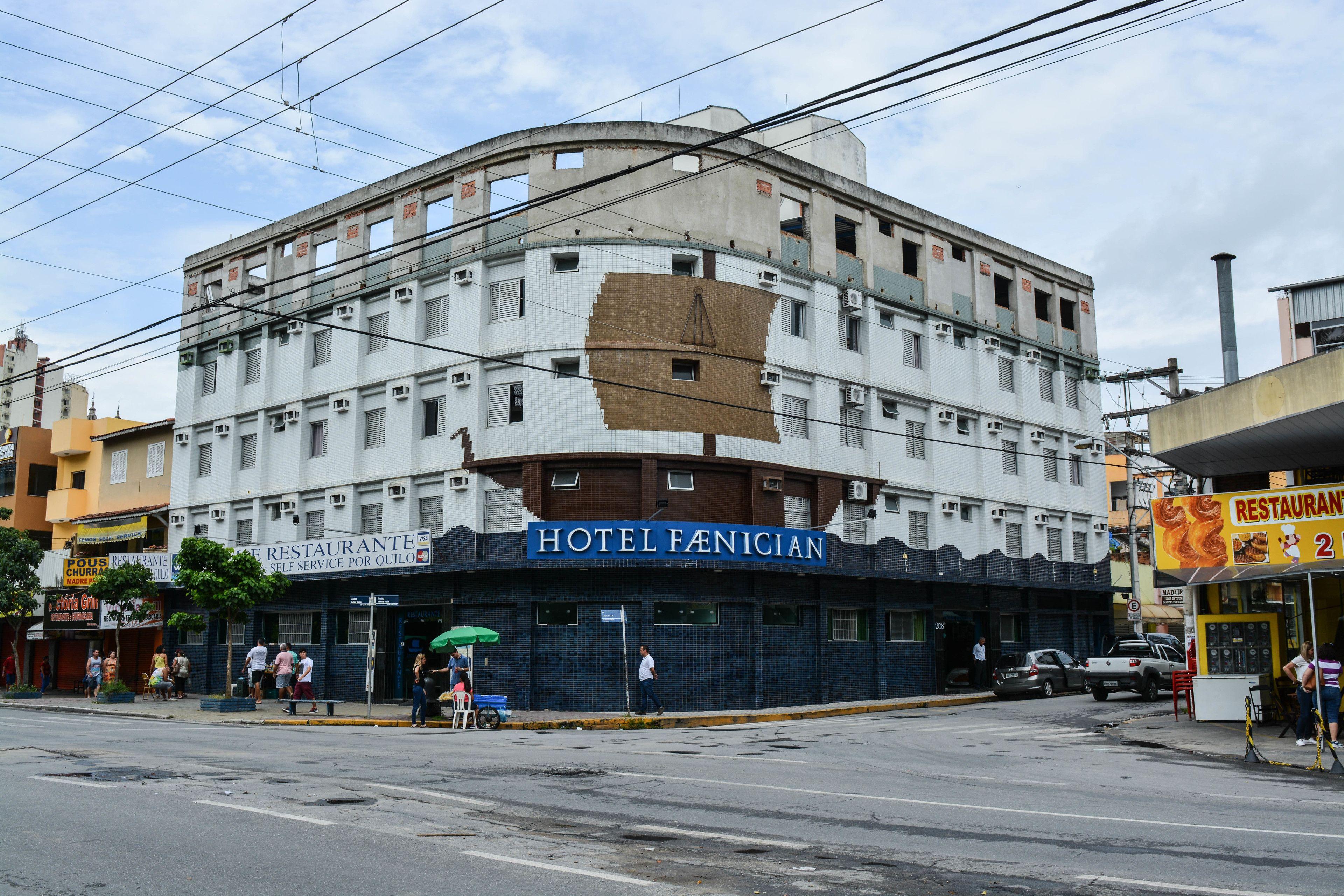 Hotel Faenician, Aparecida