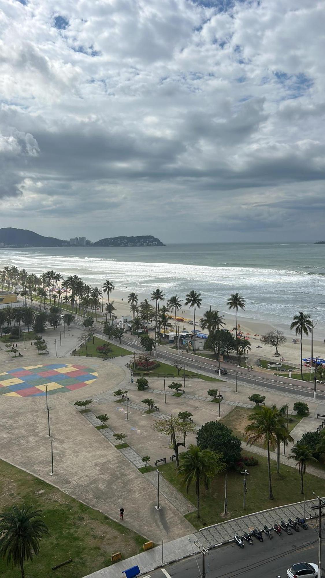Joia da Enseada: Beachfront Oasis with Pool and Family Amenities — Fotos 1