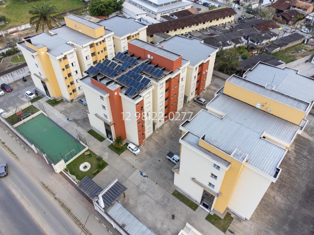 Sun Way Apartamentos Com Piscinas E Churrasqueiras — Photos 2