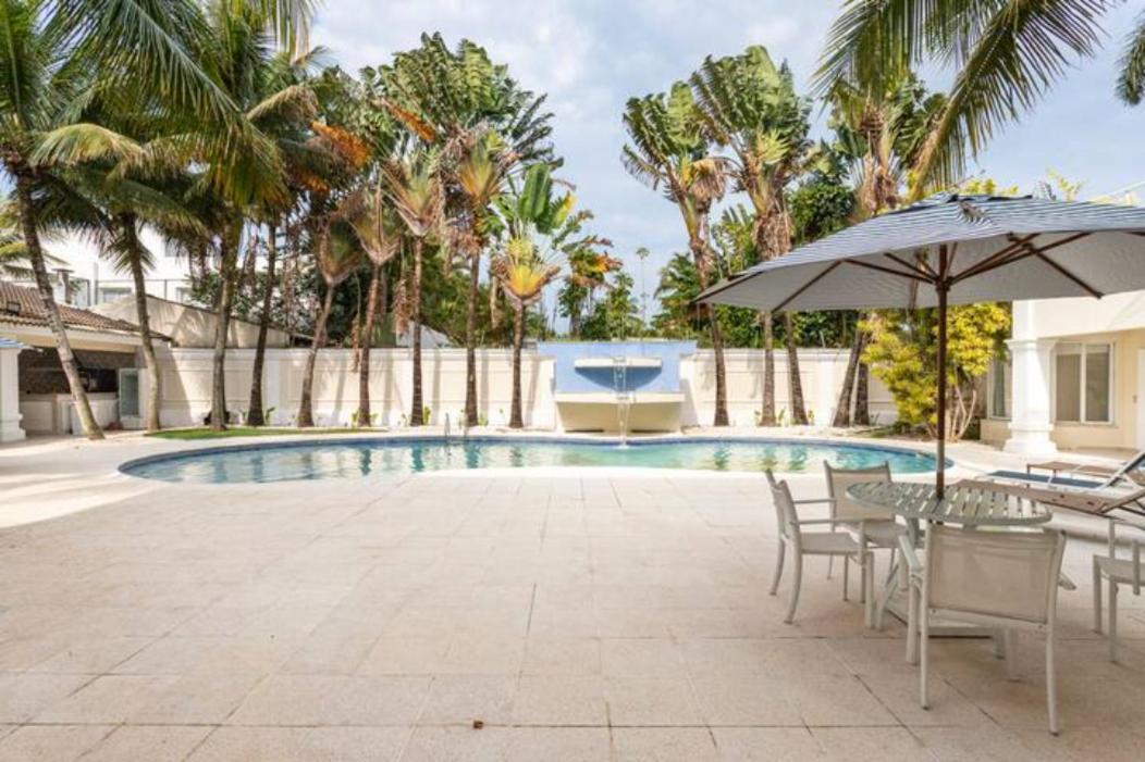 Suites Guaruja Pernambuco, Guaruja