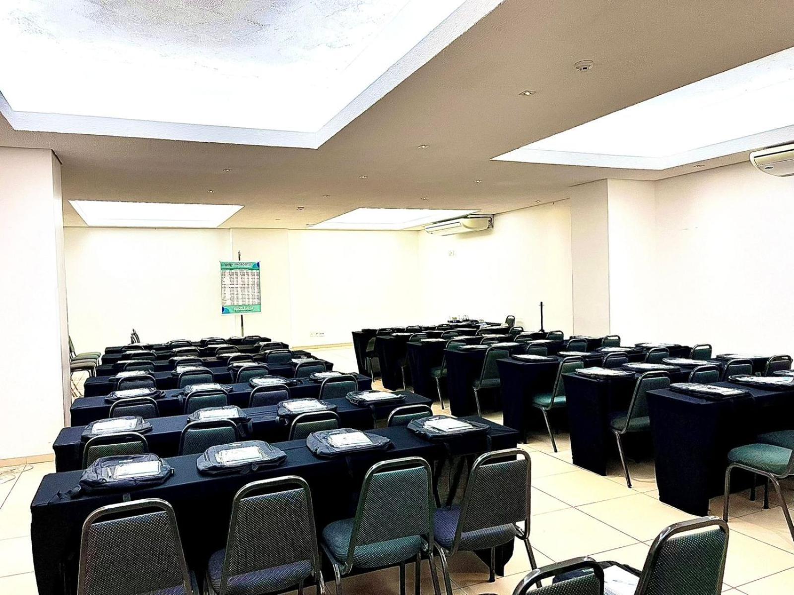 Oasis Tower Hotel — Photos 1