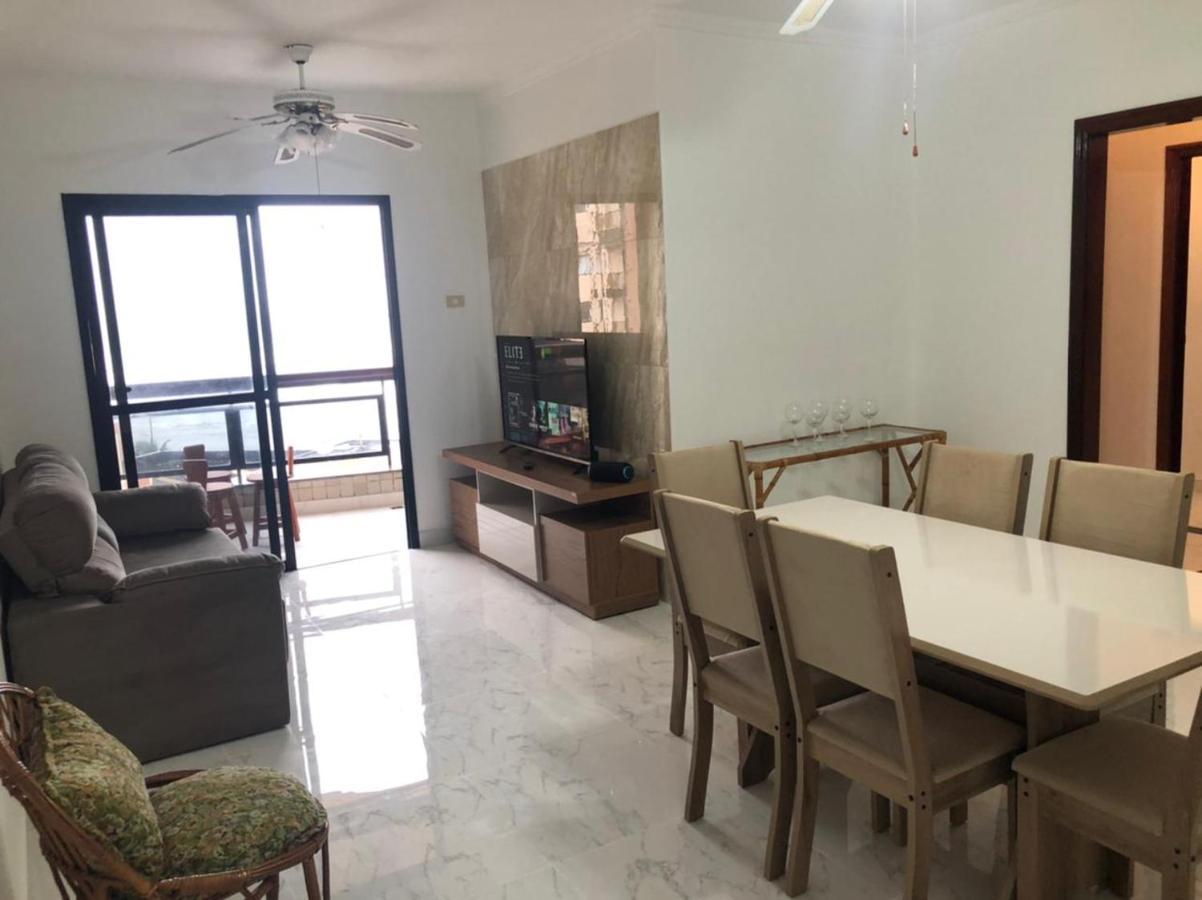 Apartamento Solar Vitoria Regia - Frente Mar, Praia Grande