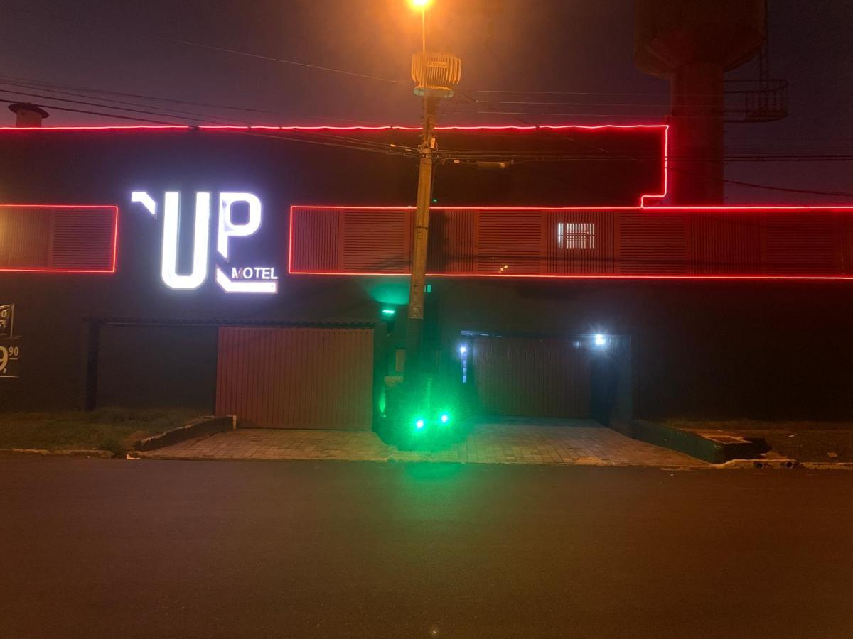 Up Motel — Photos 1