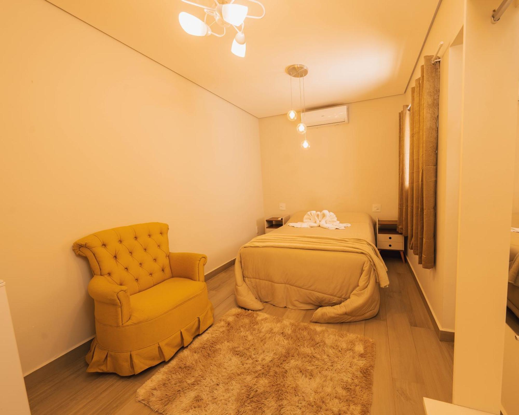 Villa Ida Acomodacoes, Suites Aconchegantes E Charmosas No Centro - Serra Negra (Sao Paulo) — Photos 2