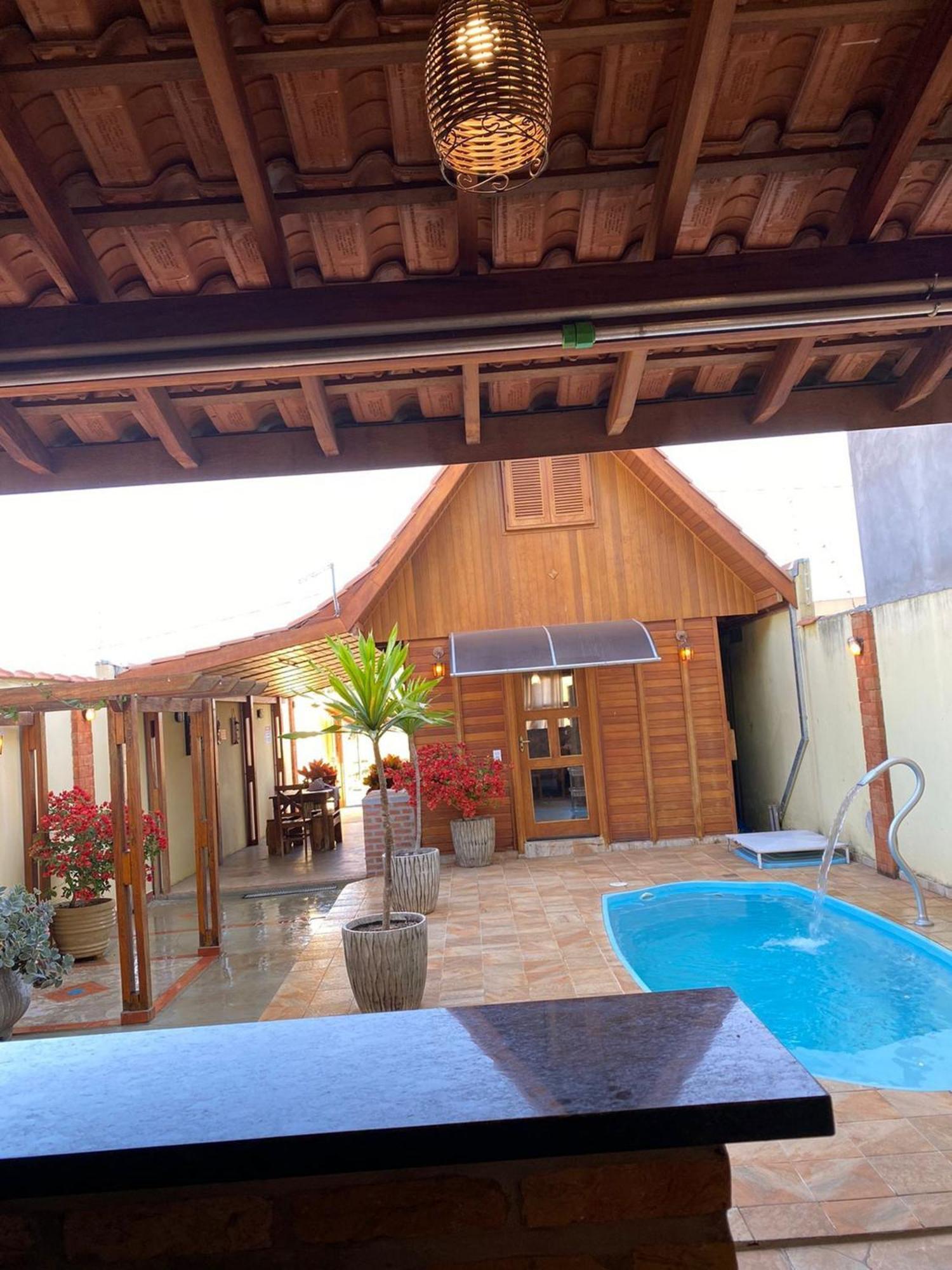 Chale Paraiso Brotas Sp + Piscina Privativa + Ar Condicionado, Brotas