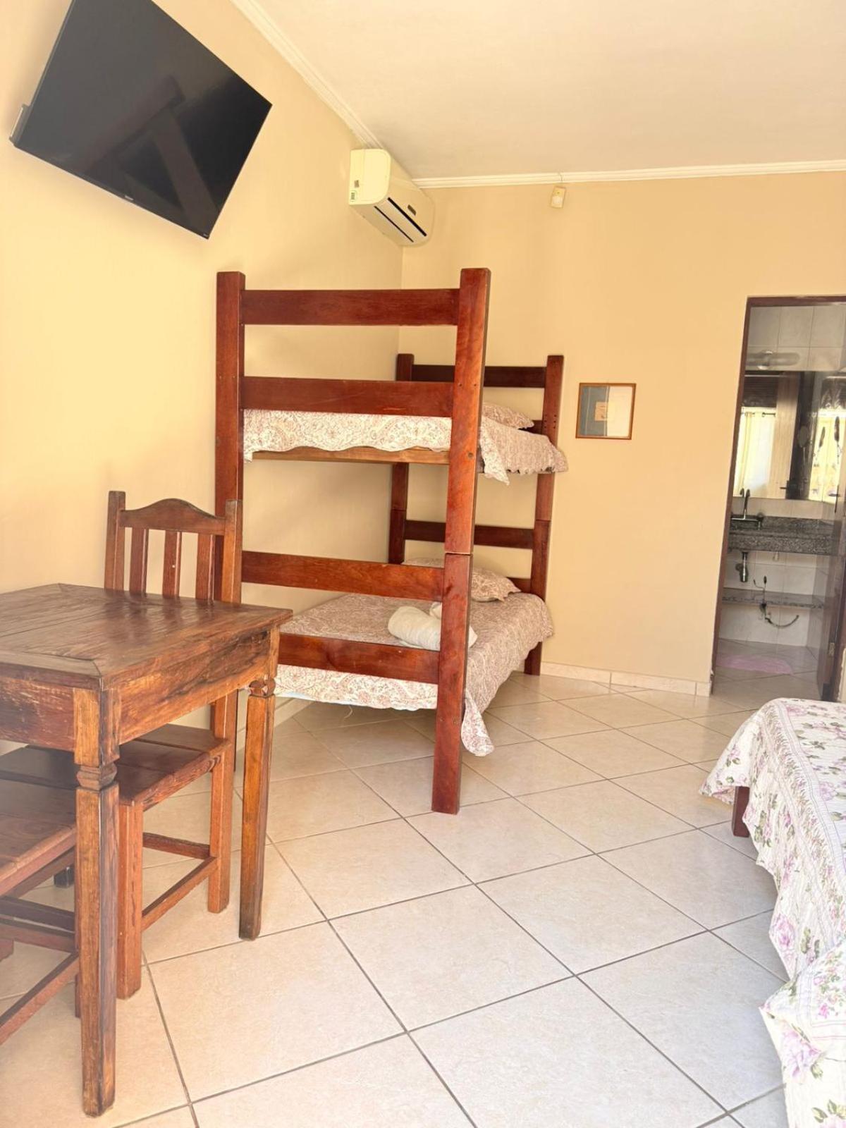 Na Boca Do Jacare — Photos 2