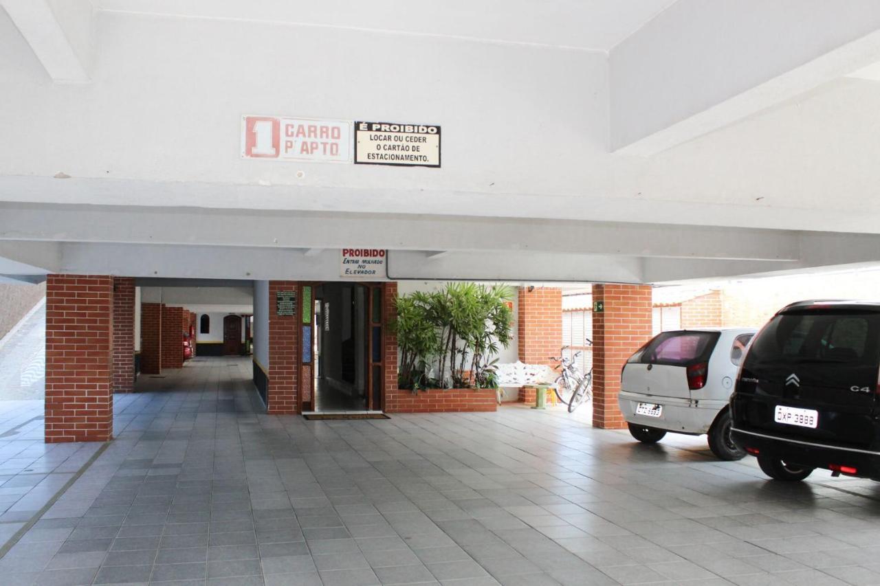 F003- 1 Dorm C/ Excelente Localizacao | Garagem Apartment - Praia Grande (Santos) — Photos 1