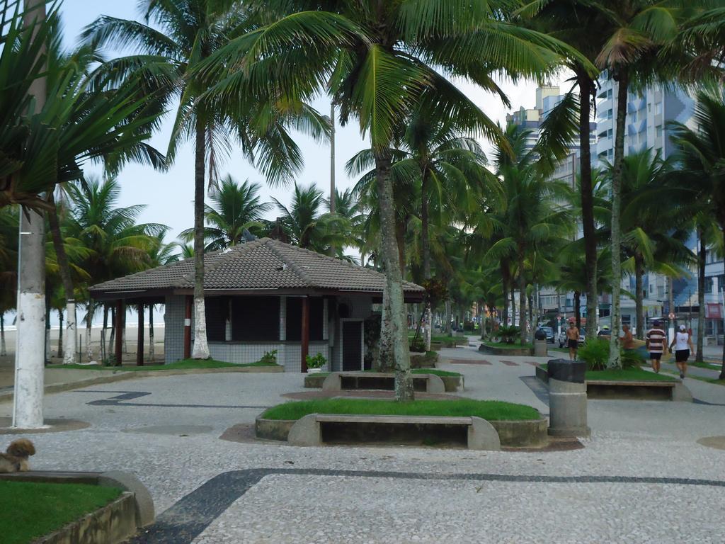 Apto Residencial Fernanda - Praia Guilhermina - Com Wi-Fi - Praia Grande (Santos) — Fotos 1