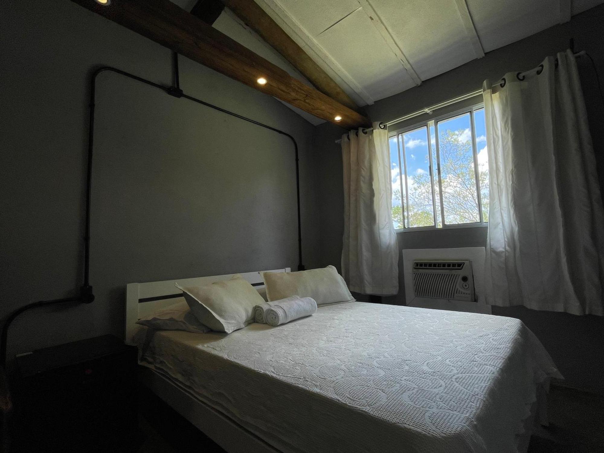 Refugio Pauapique - Suites Com Cafe Da Manha, Ar Condicionado E Frigobar A 900 Metros Da Rota Do Vinho — Photos 2
