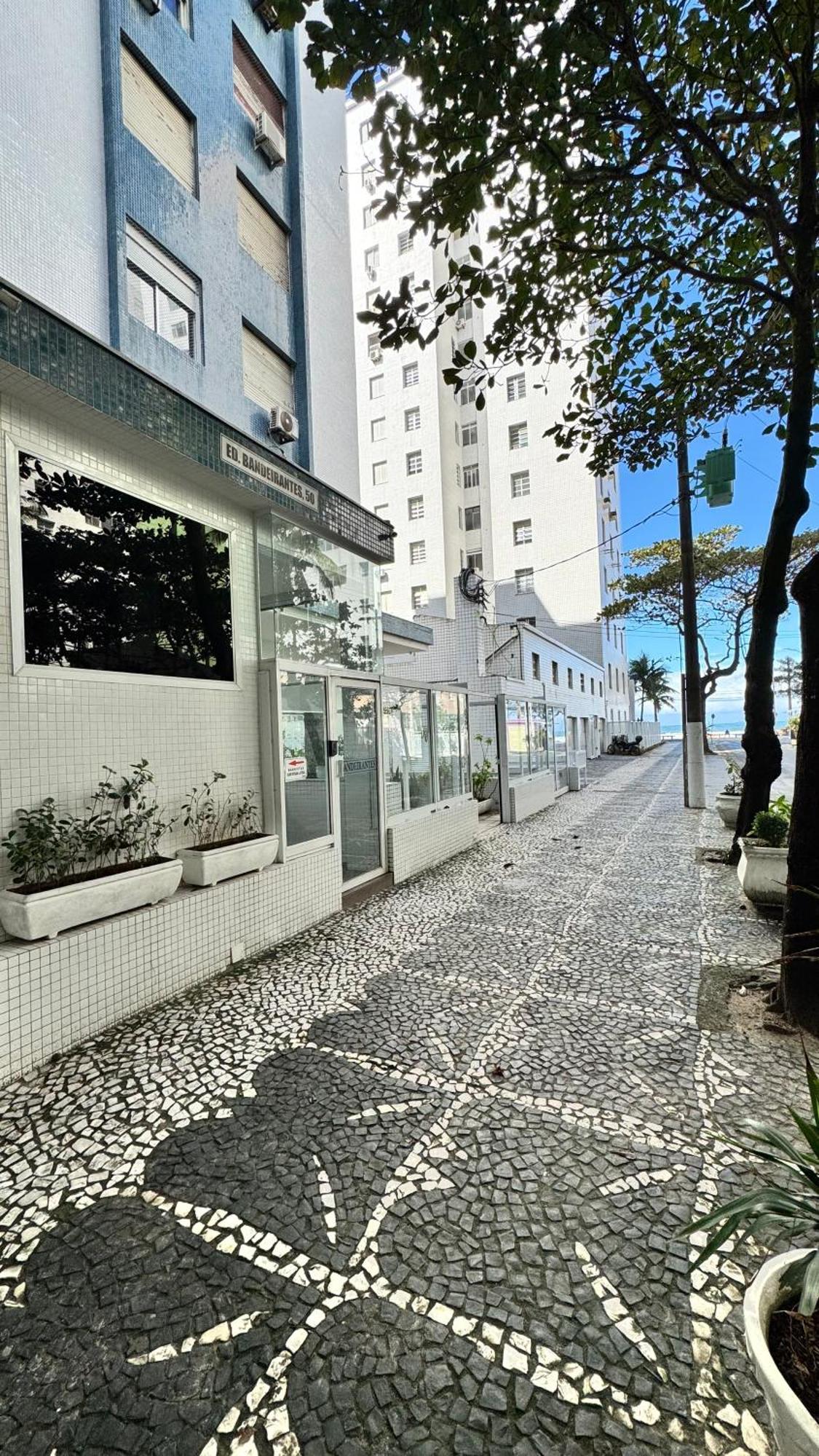 Suite 300 Pitangueiras - Na Quadra Da Praia — Fotos 2