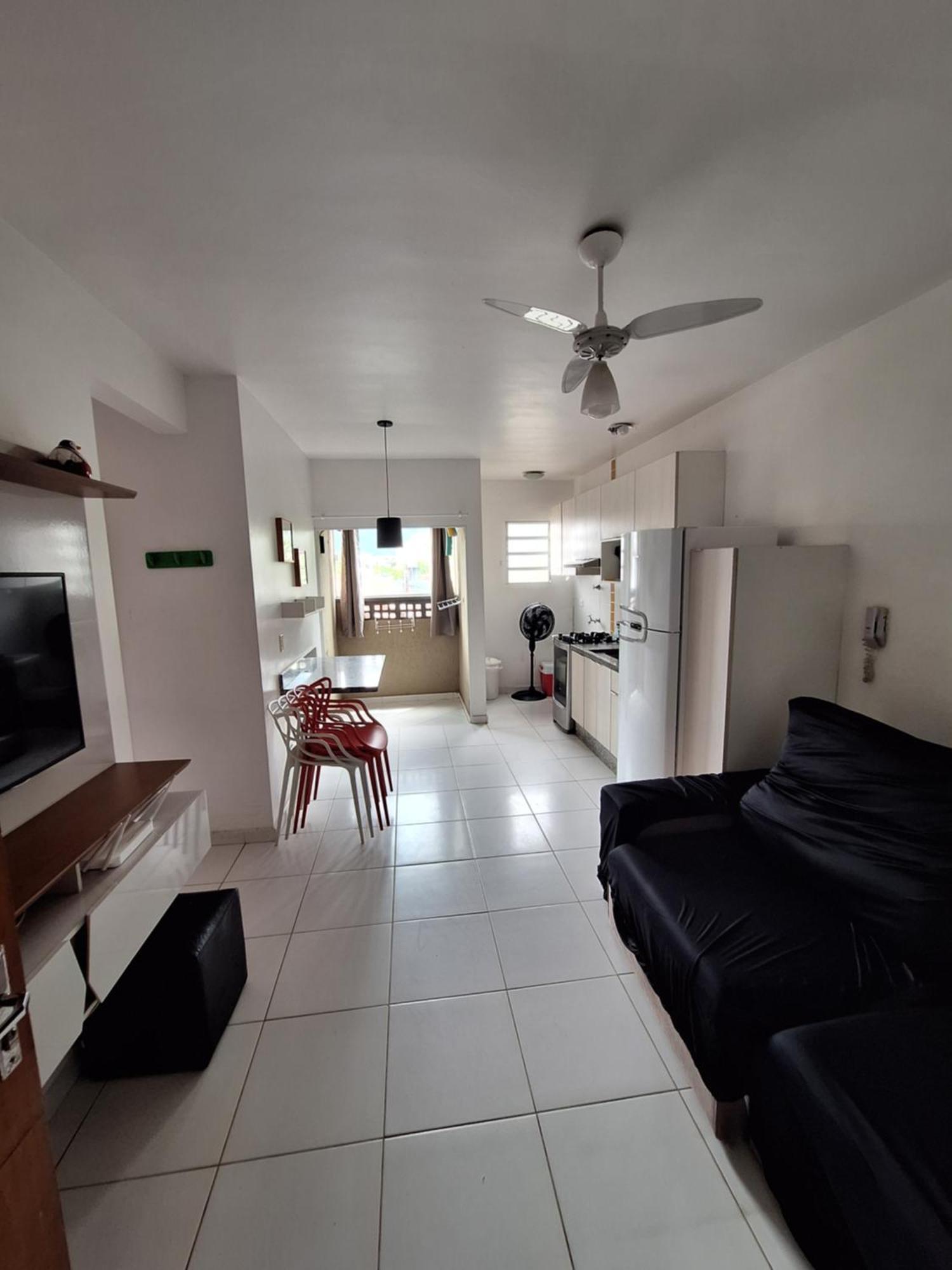 Apto Pertinho Da Praia Internet 500Mb E 3 Tvs 2 Quartos Tv A Cabo Estacionamento Tudo Perto — Photos 3