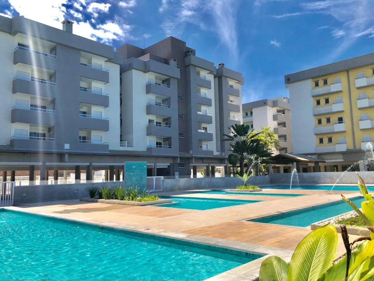 Condominio Completo Em Ubatuba A 300 Metros Da Praia, Ubatuba