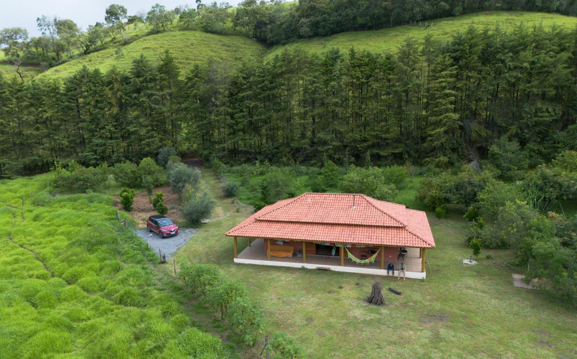 Casa Pomar No Sitio Harmonia Cunha Sp Villa — Photos 1