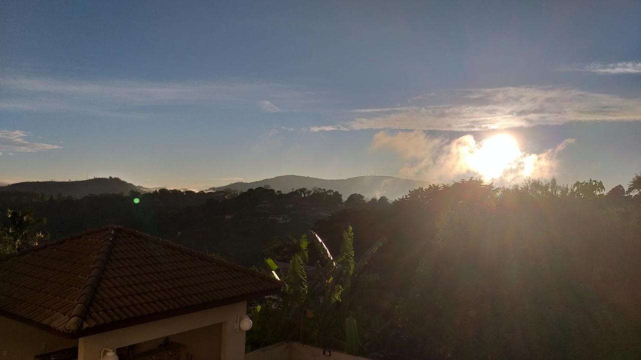 Apto Novo Em Condominio Com Vista As Montanhas. - Serra Negra (Sao Paulo) — Fotos 3
